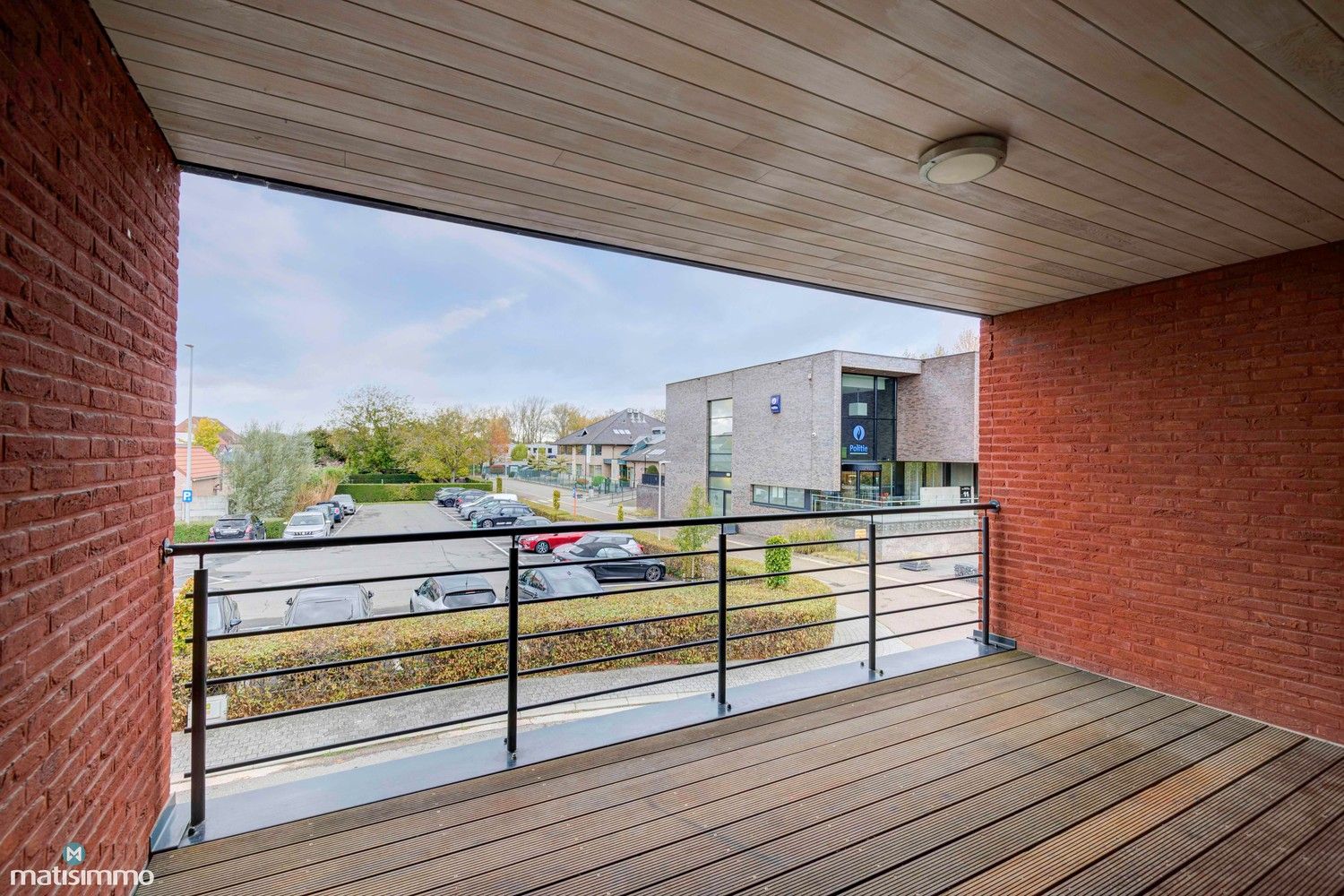 INSTAPKLAAR APPARTEMENT MET 2 SLAAPKAMERS EN AUTOSTAANPLAATS NABIJ STADSCENTRUM BILZEN foto 13