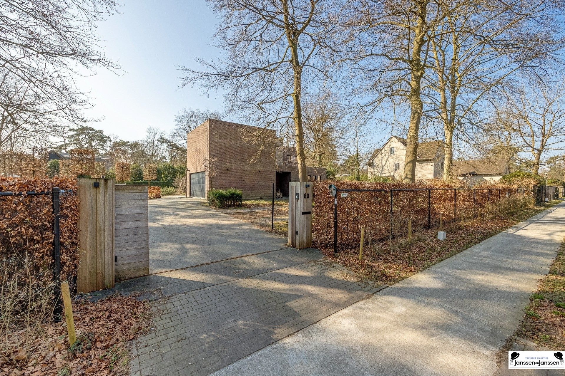 Luxueuze en energiezuinige villa met hoogwaardige afwerking  foto 31