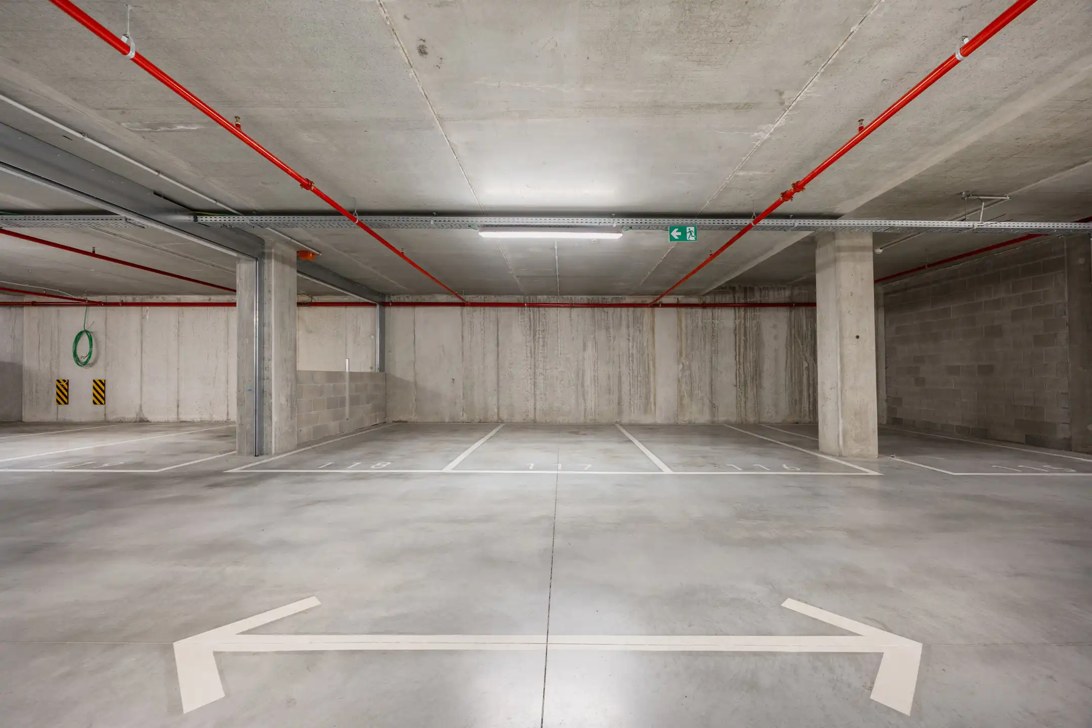 Stijlvol penthouse met panoramisch zicht op stad en haven foto 31
