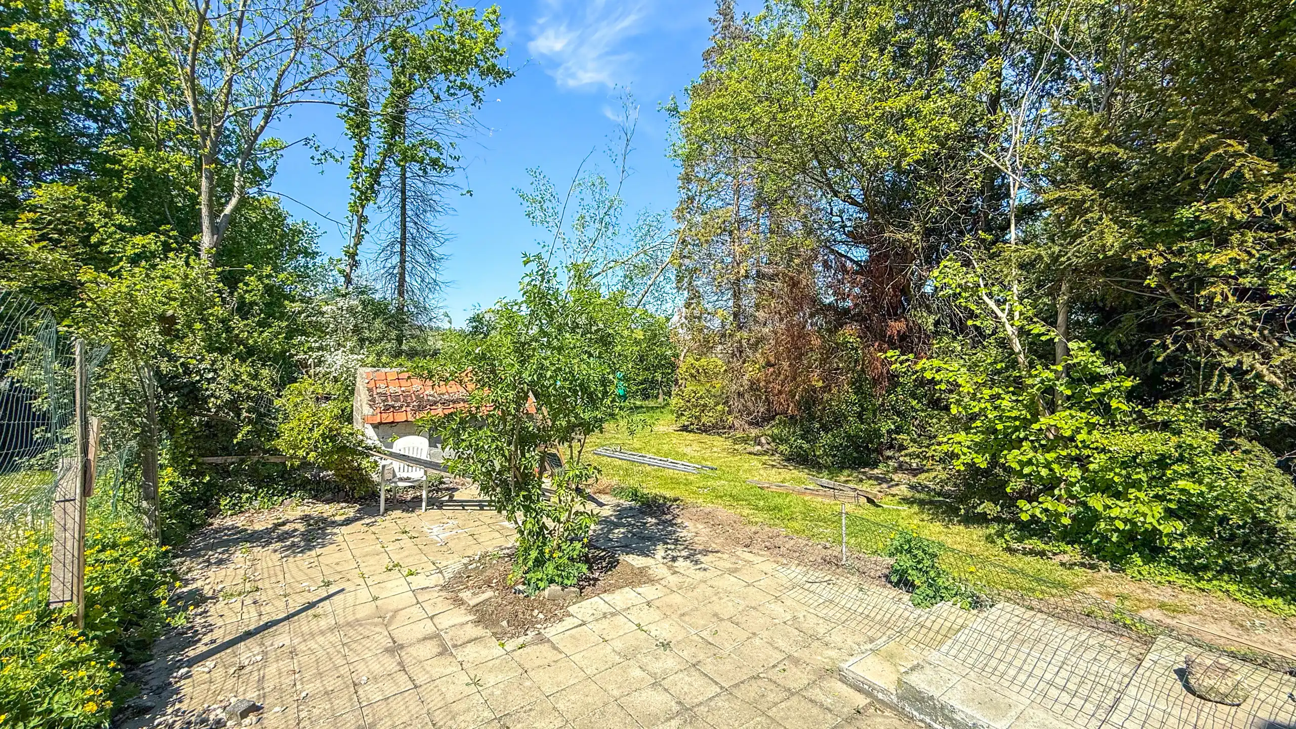 Te renoveren woning met 3 slpkms op ruim perceel van 8a58ca! foto 21