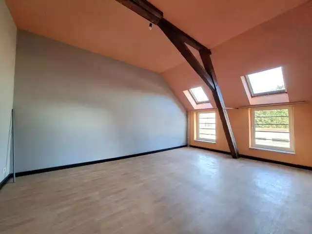 Ruim duplex appartement met tuintje foto 9