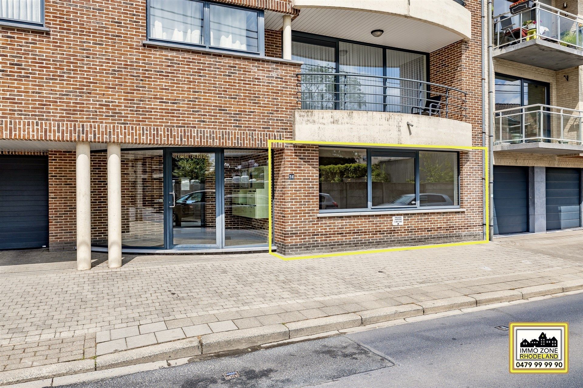 Centraal gelegen appartement met 2 slpks en gem. terras foto 3
