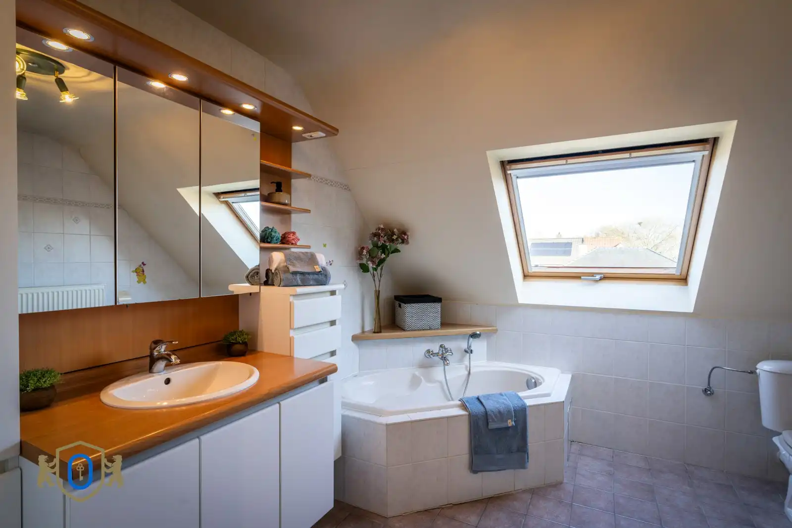 4-slpkr villa met garage & tuin foto 26