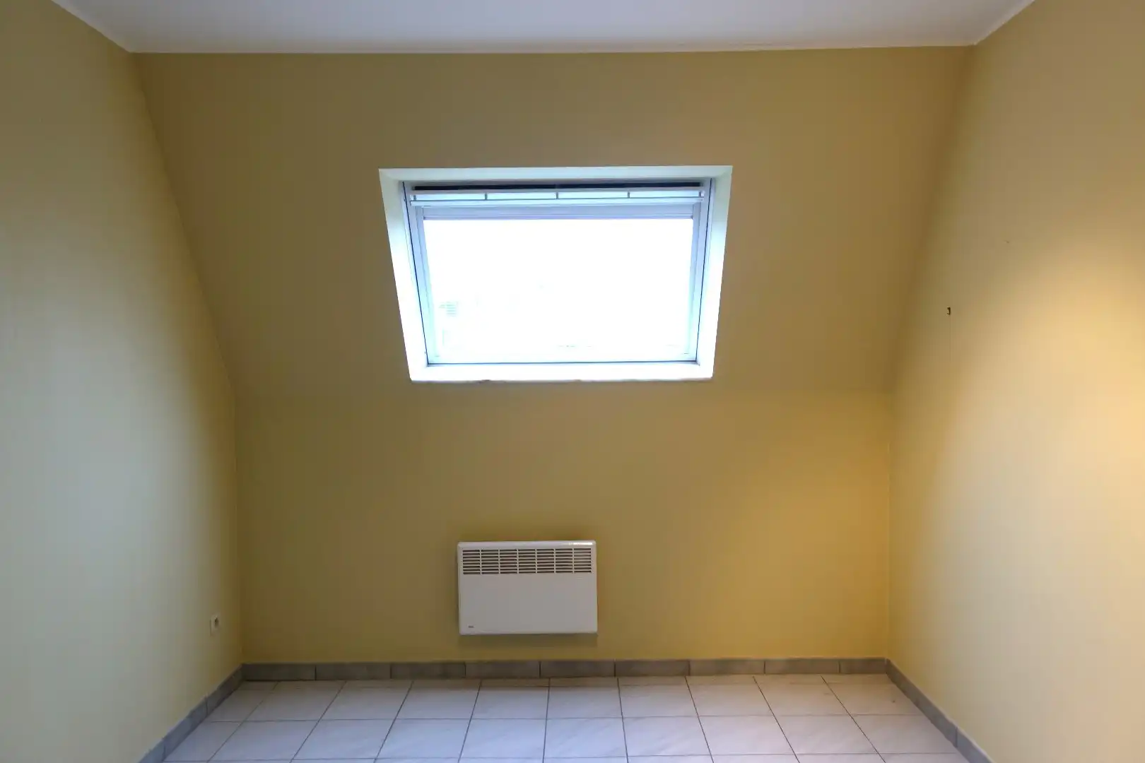 Ruim appartement met 2 slaapkamers te huur in Bredene foto 8