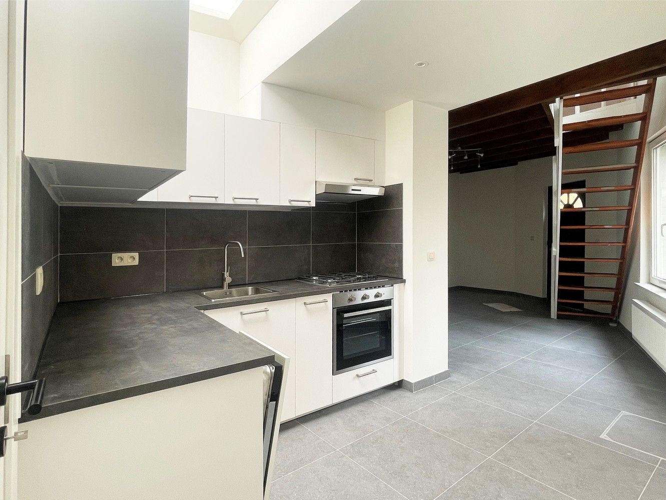 Leuke woning met 2 slaapkamers op een rustige locatie in Lier! foto 5