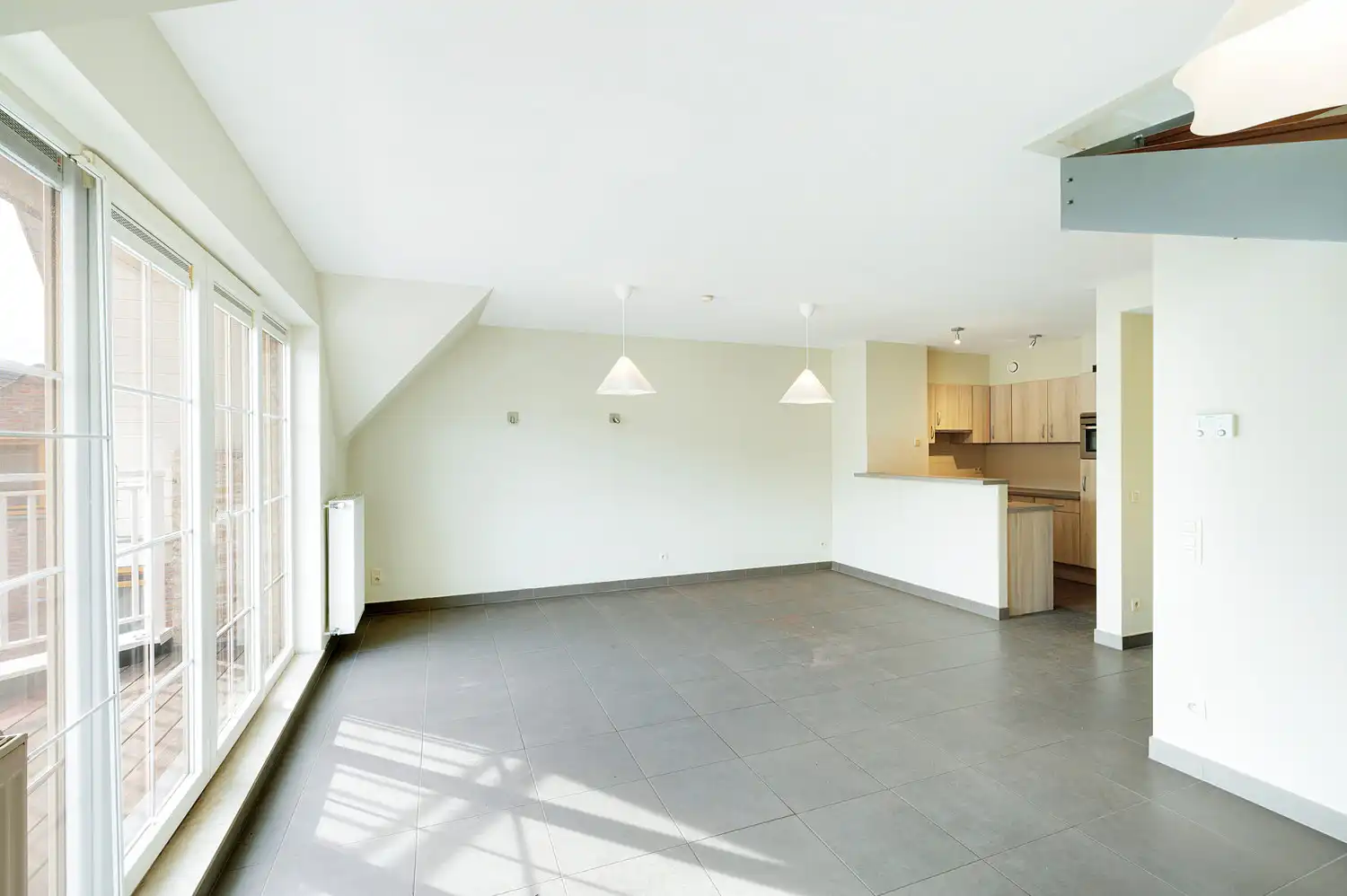 Groot woonappartement (109m²) met terrassen in villa residentie foto 8