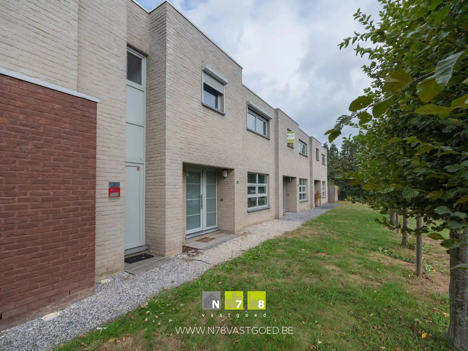 Huis te koop foto {{pictureIndex}}