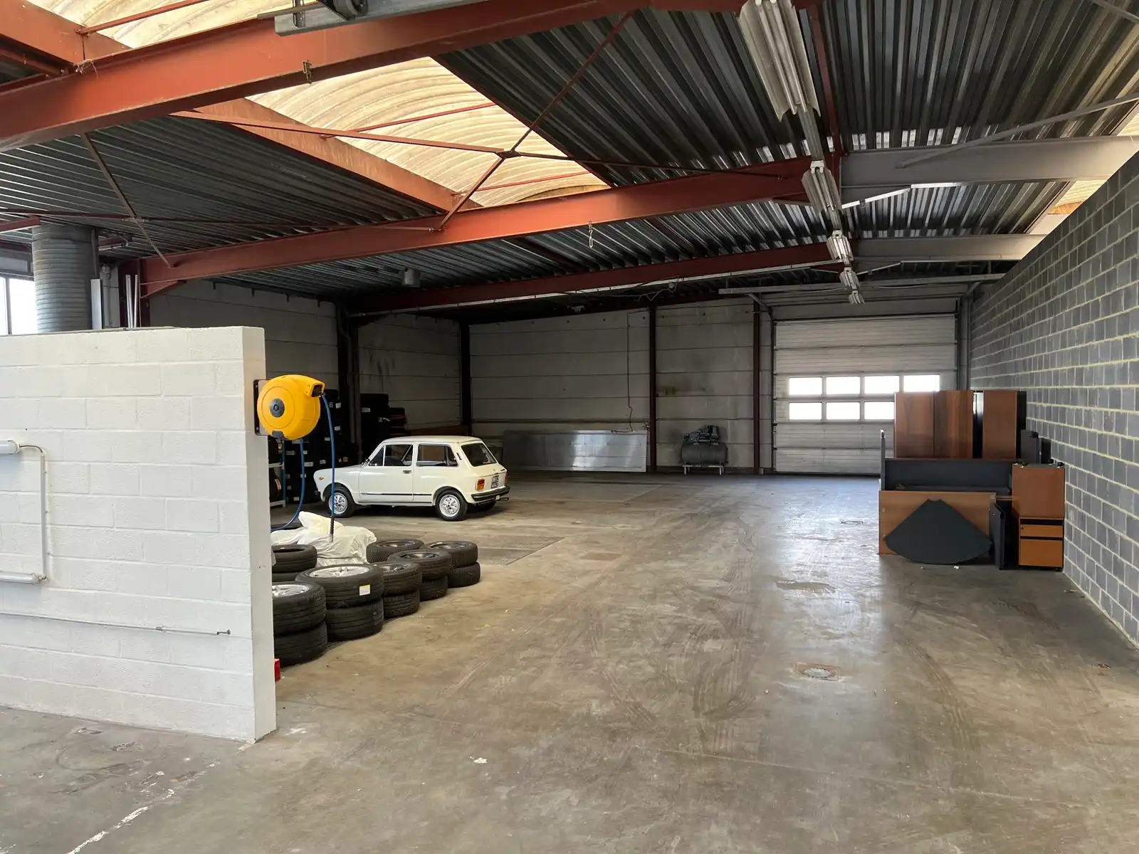 Commercieel pand te huur. foto 6