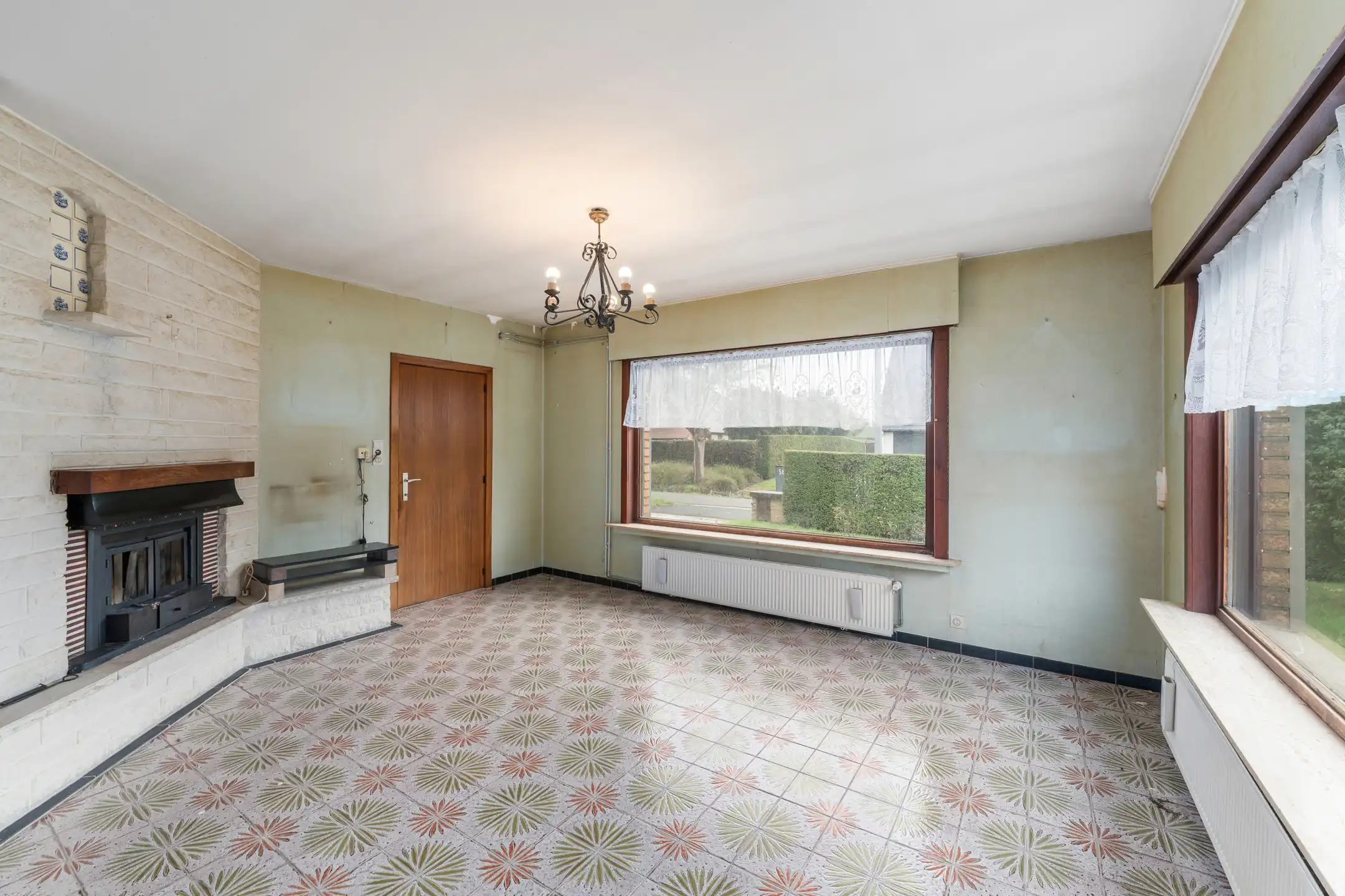 Ruime renovatiewoning met tuin in Dudzele foto 4