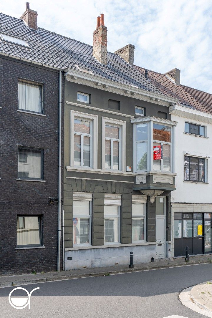 Ruime herenwoning op unieke locatie in Gentbrugge foto 2