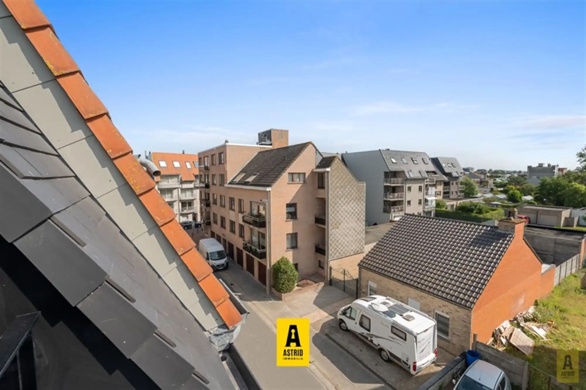 Ruim en zonnig nieuw appartement met mooie terrassen vlakbij zee! foto 19