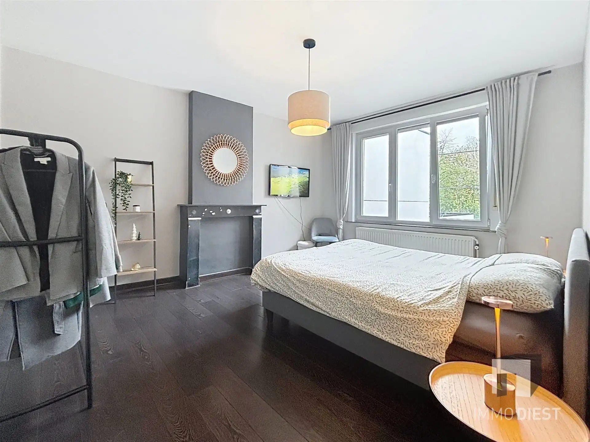 Trendy gerenoveerde woning met 3 slaapkamers foto 19