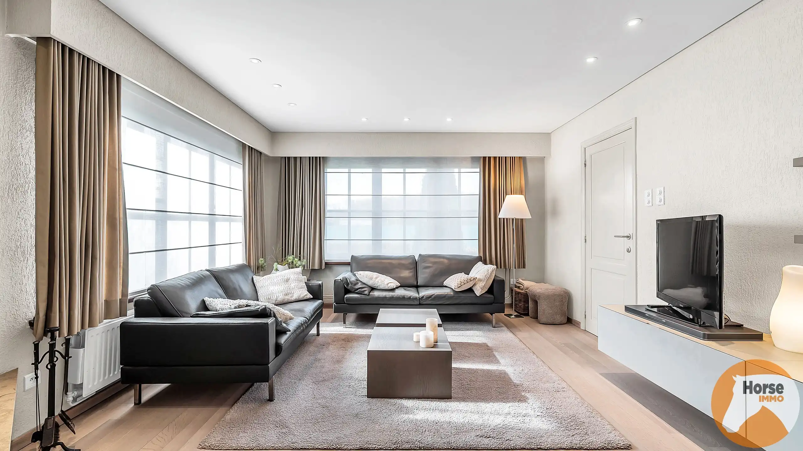 OPGLABBEEK - Gezinswoning met tuin, weide en paardenstallen  foto 12