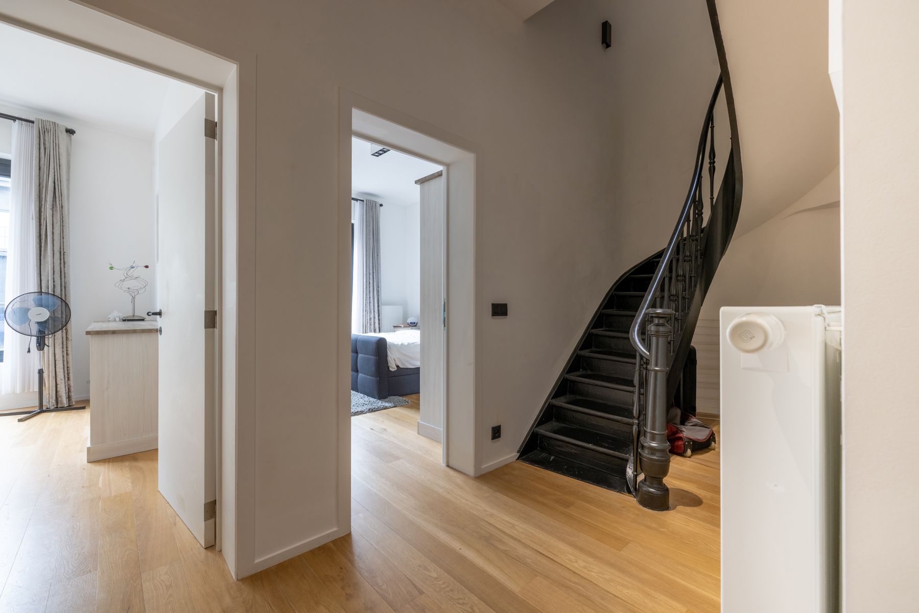Groot drieslaapkamerappartement met 2 ruime dakterrassen! foto 10