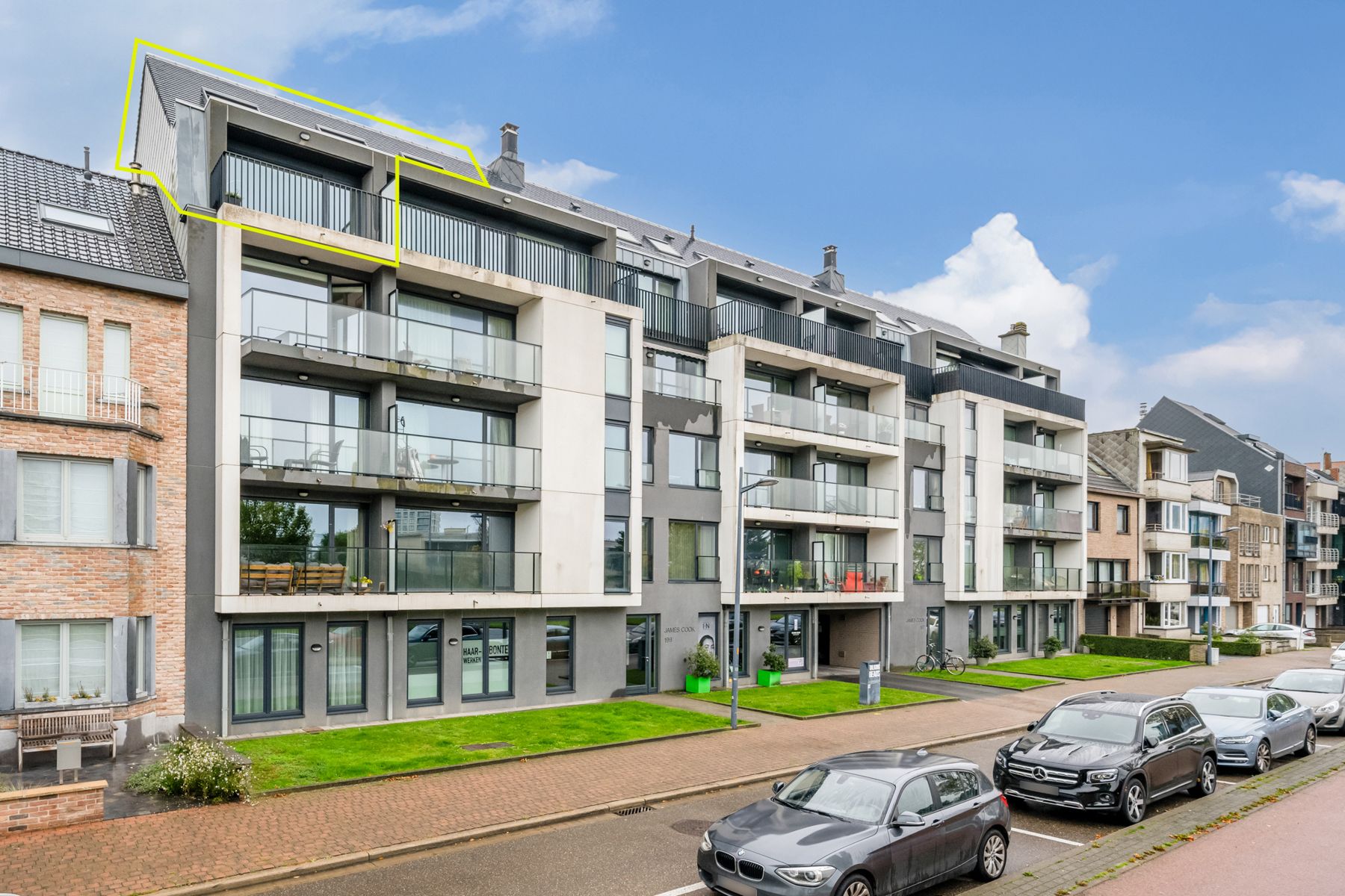 Penthouse met 2 slaapkamers, 2 terrassen en 2 kelders foto {{pictureIndex}}