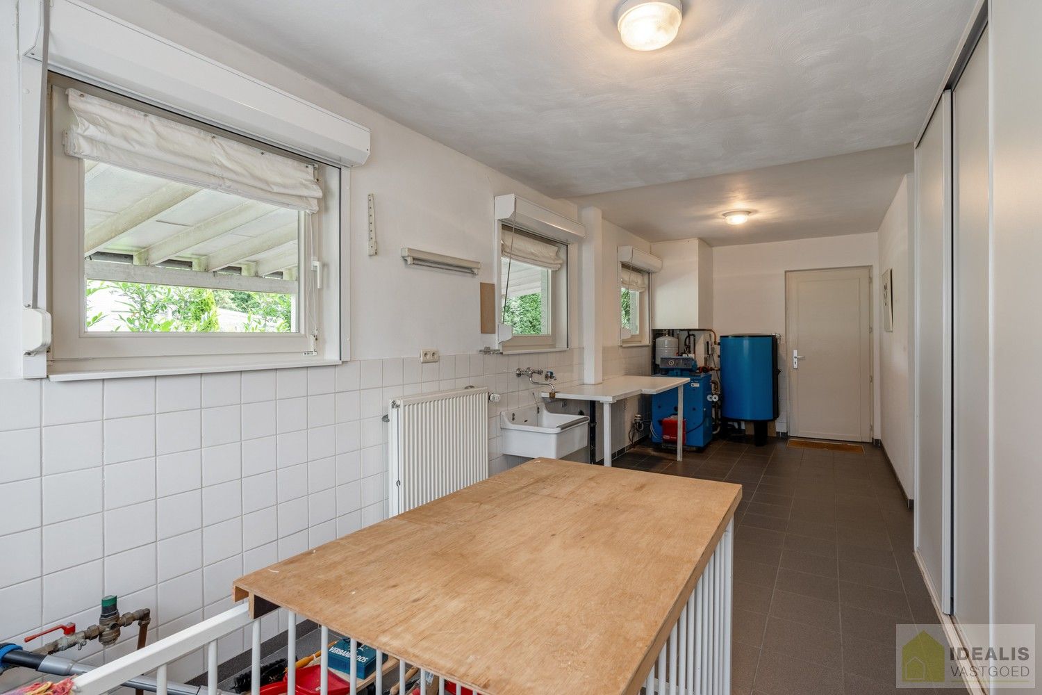PERFECT ONDERHOUDEN VILLA OMRINGD DOOR PRACHTIGE TUIN OP UNIEKE EN GEGEERDE PLEK IN HARTJE ACHEL! foto 15