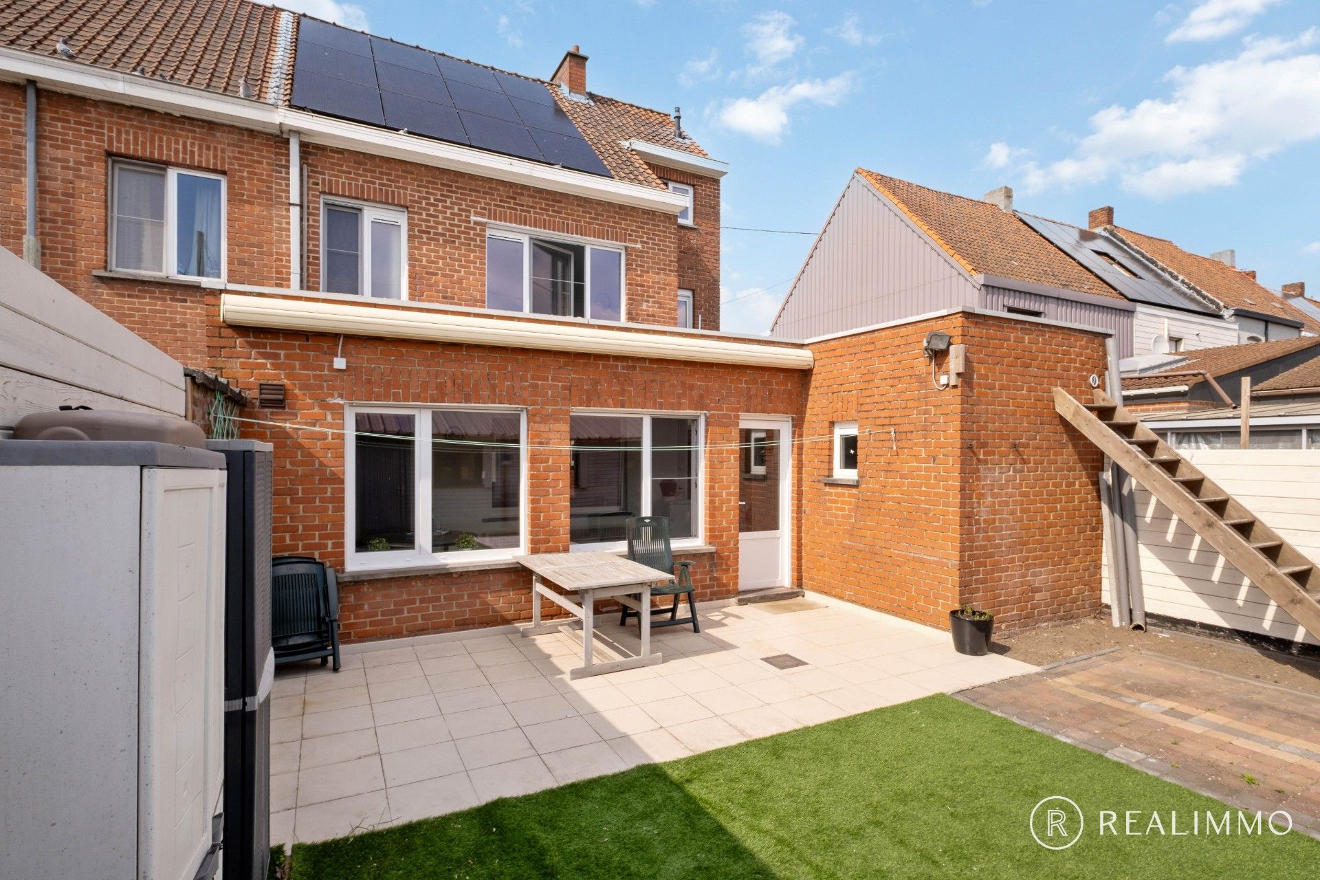Gerenoveerde woning in het centrum van Waregem foto 15