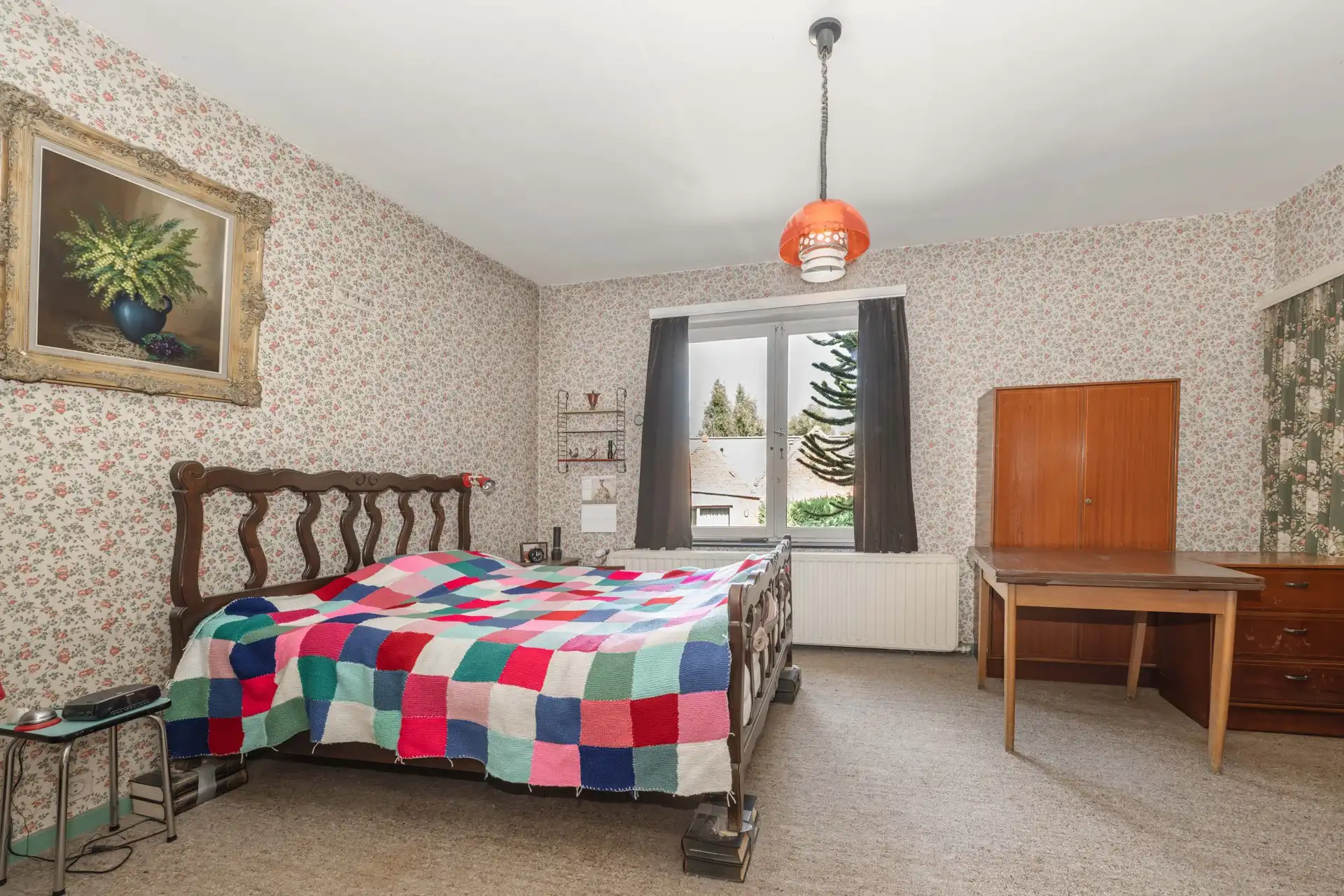 Charmante, op te knappen, statige villa met 3 slaapkamers en garage op een ruim perceel gelegen in het groen TE KOOP in Wielsbeke. foto 17