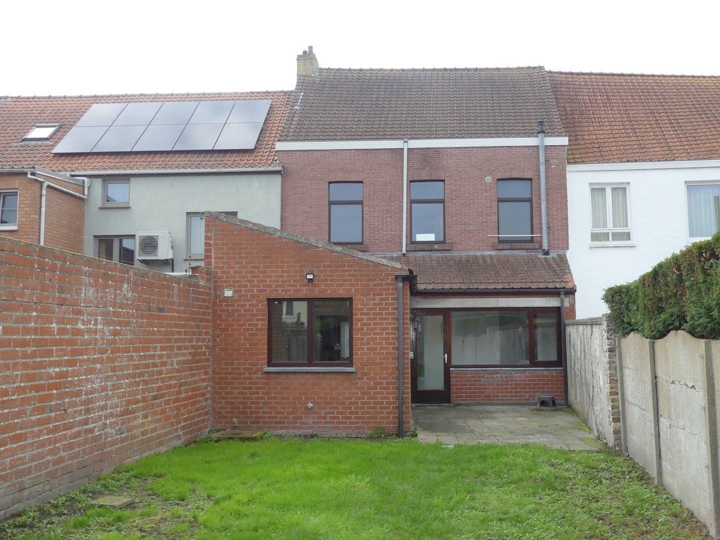 Ruime en instapklare gezinswoning met 5 slaapkamers foto 16