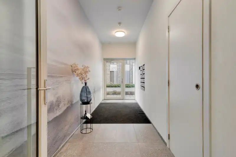 Luxueus appartement, parkeerplaats, terras en verkoop onder registratierechten! foto 10