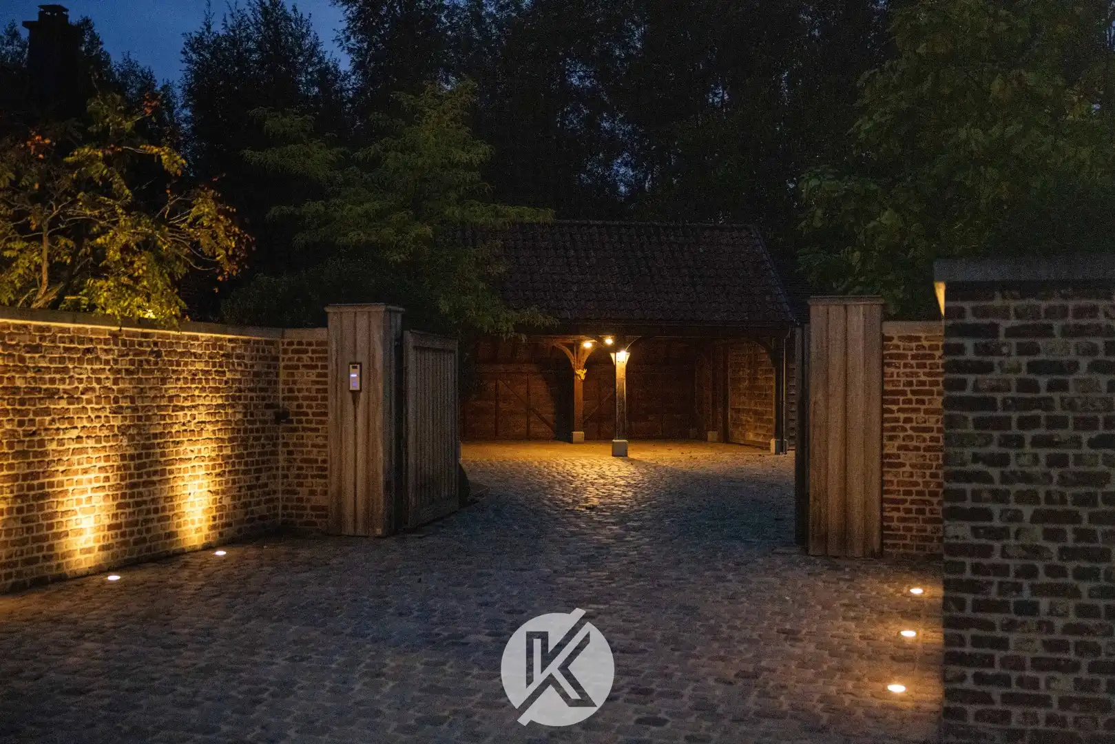 Vierkantshoeve op landelijke locatie foto 12