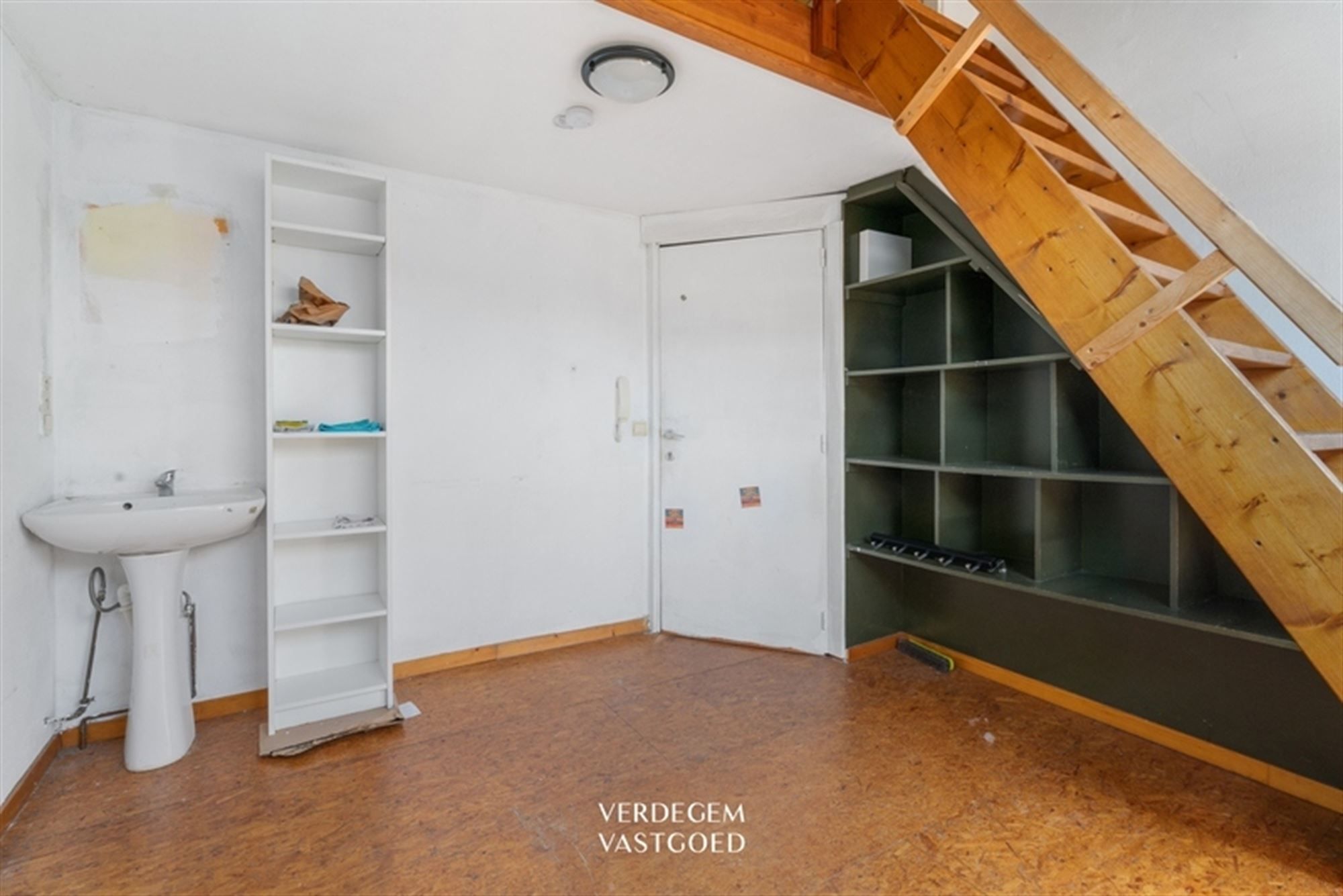 Opbrengsteigendom met 15 studentenkamers foto 11