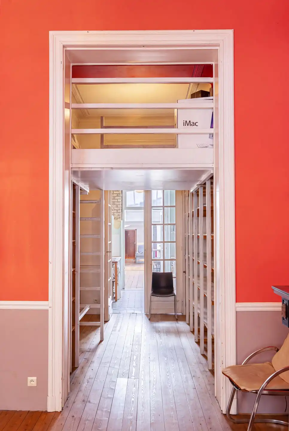 Begane grond 2 slaapkamers van ± 126 m² met tuin foto 19