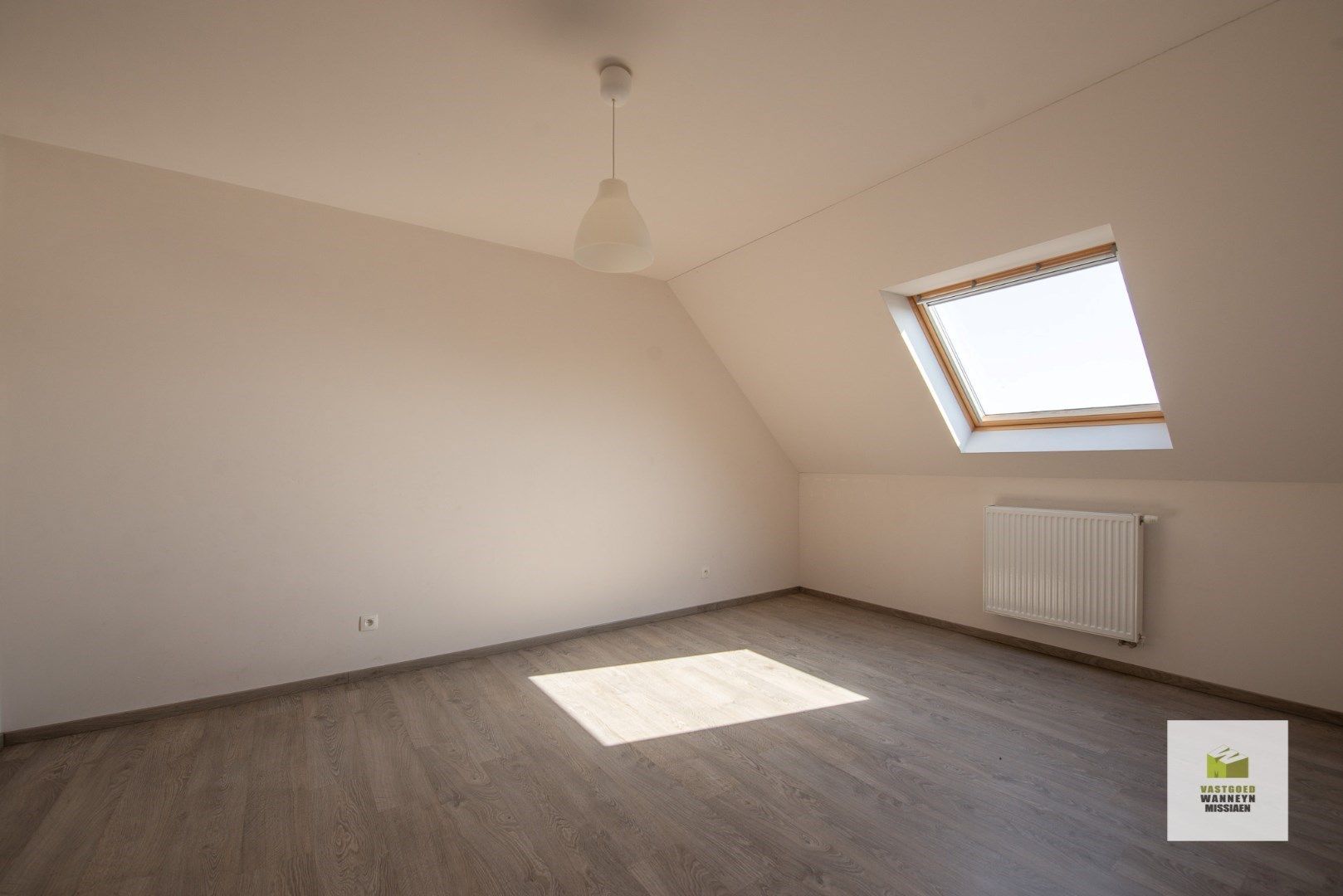 Recente energiezuinige instapklare woning met 4 slpk op centrale ligging te Ruiselede foto 21