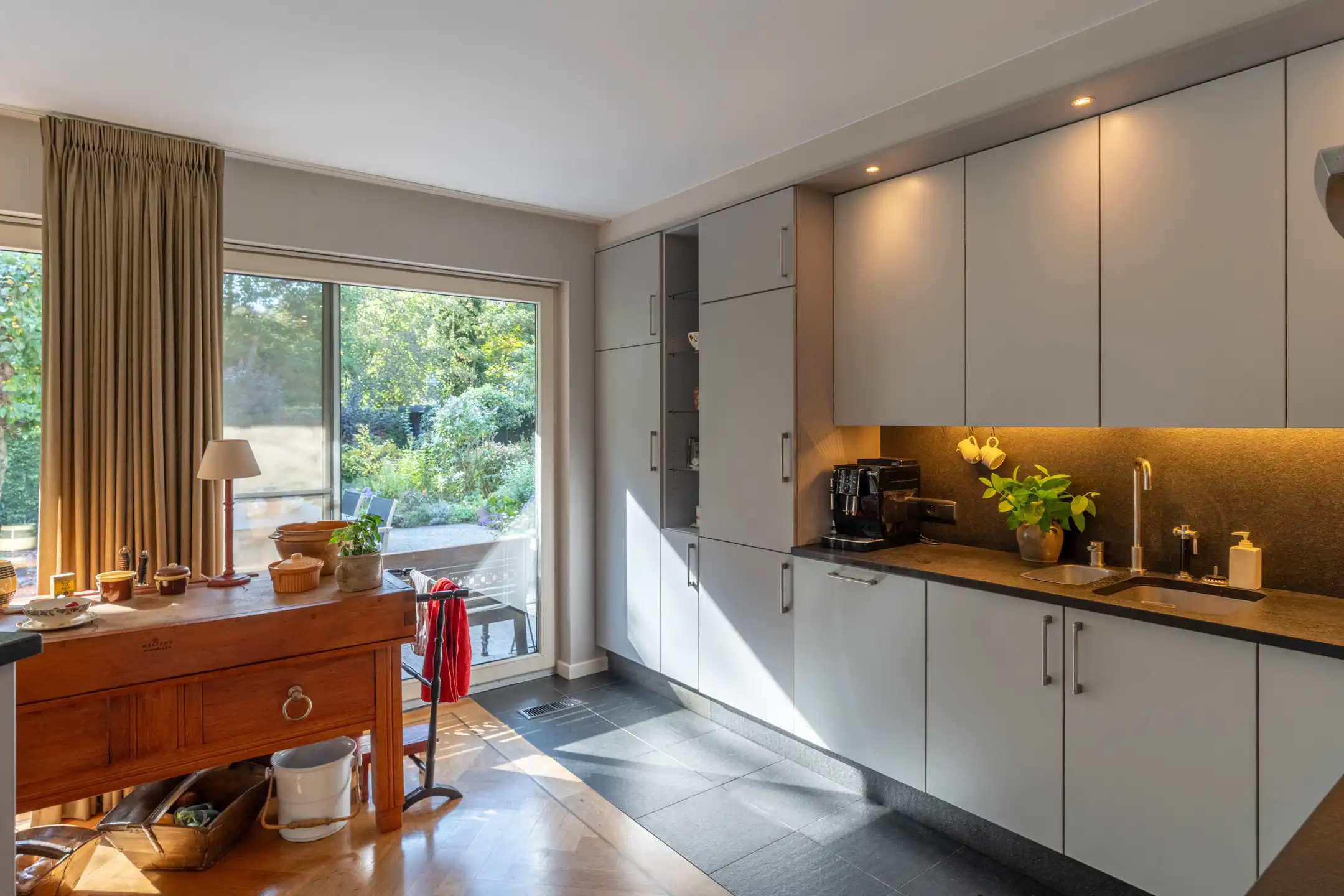 Instapklare gelijkvloersvilla met unieke parktuin op 2.086 m²  foto 19