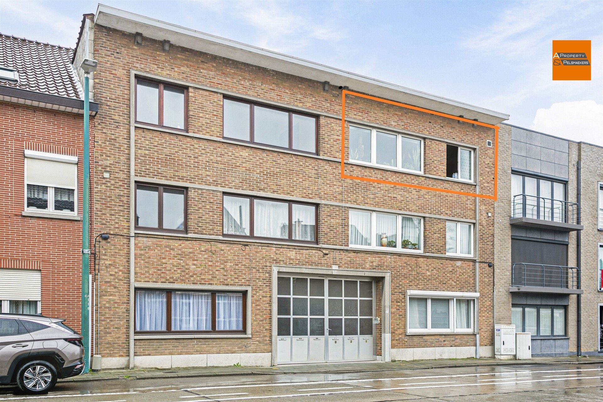 BOD AANVAARD Zeer ruim appartement met 2 slaapkamers foto 1