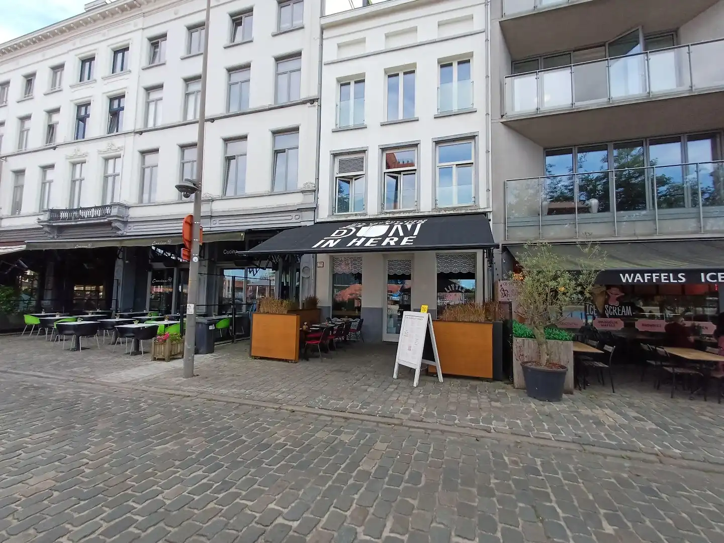 Commerciële ruimte te huur Sint-Aldegondiskaai 44 - - 2000 Antwerpen