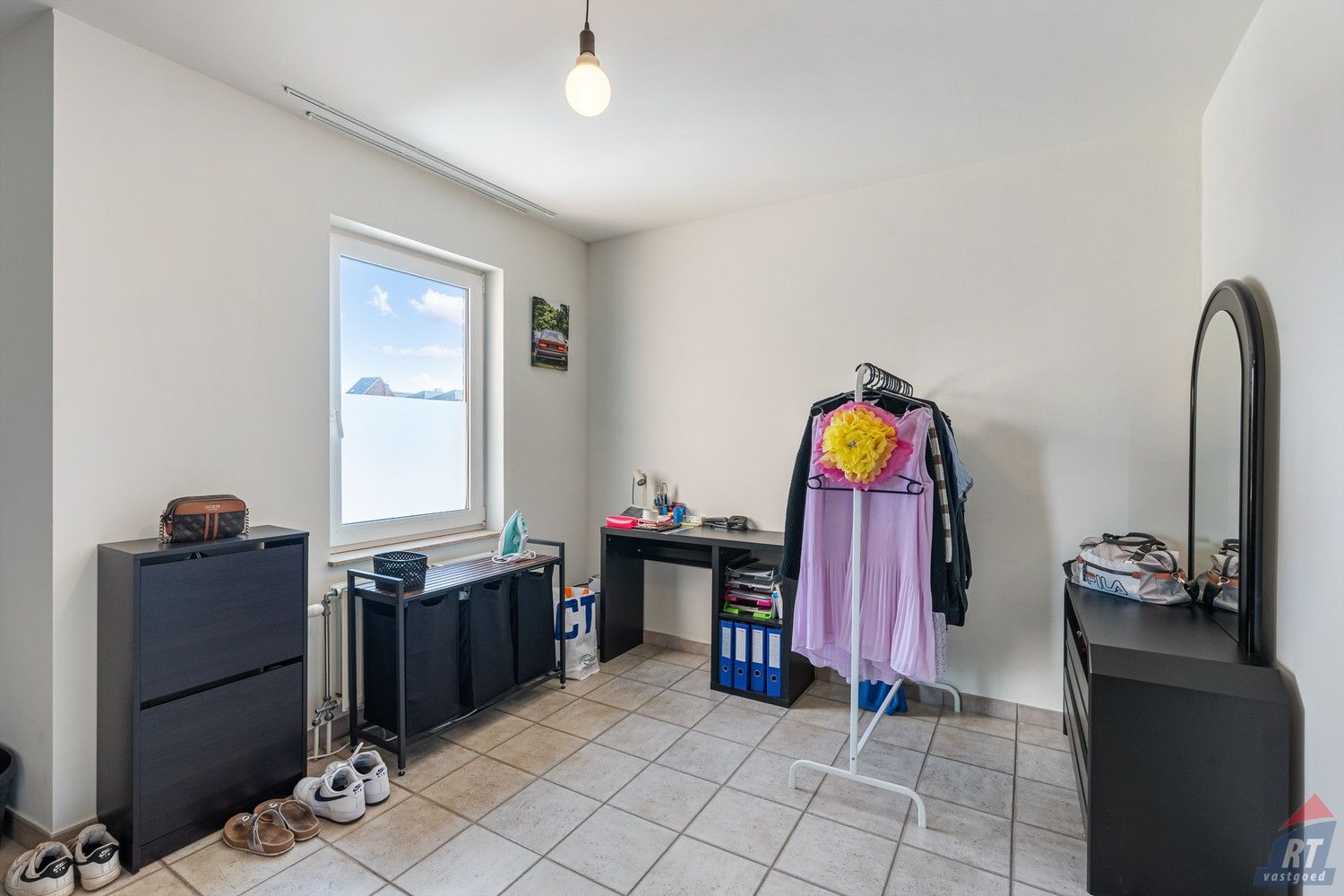 Lichtrijk en energiezuinig 2-slaapkamerappartement met terras in hartje Sint-Truiden foto 7