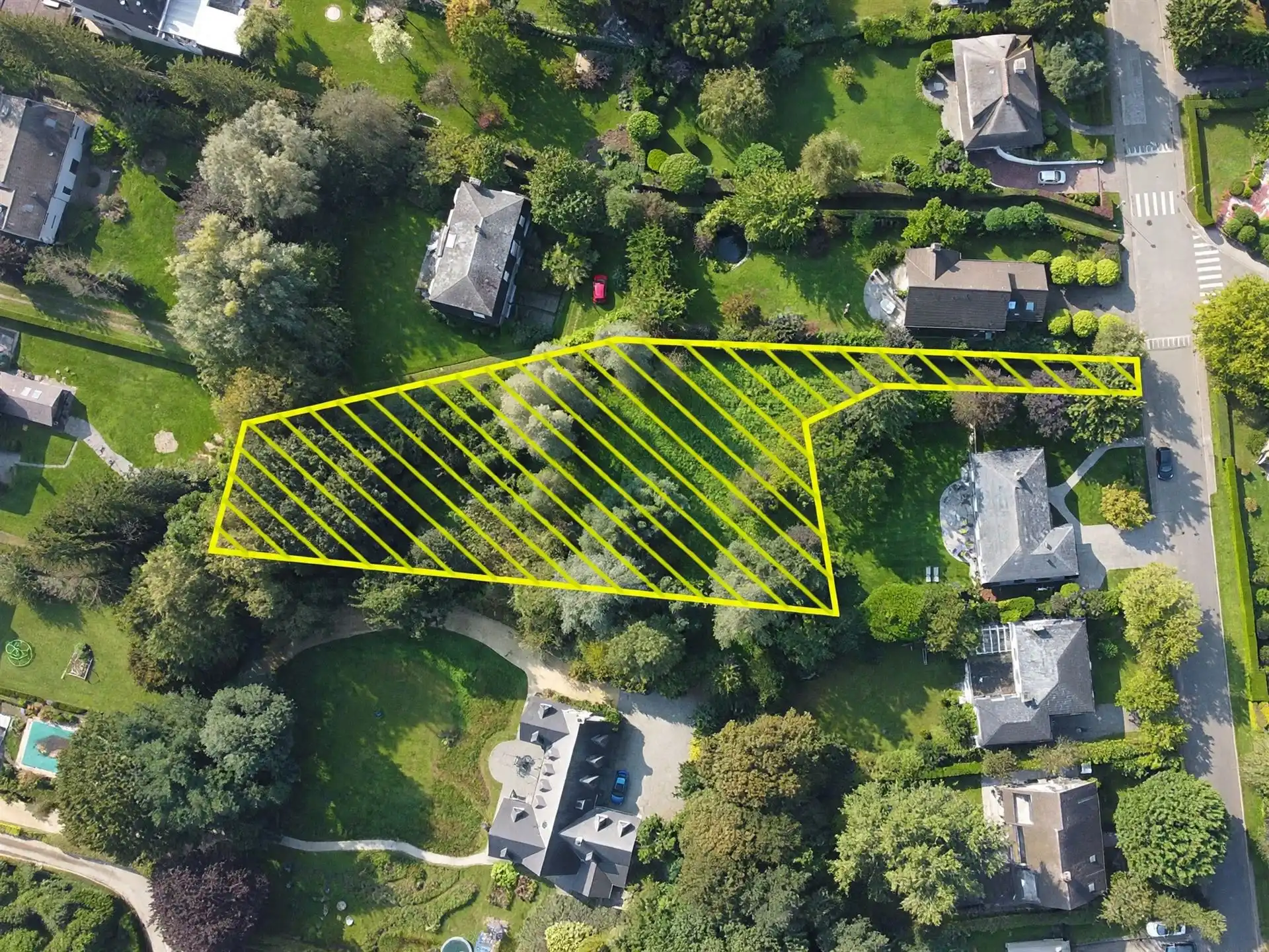 Exclusieve bouwgrond van 2.466 m² foto 2