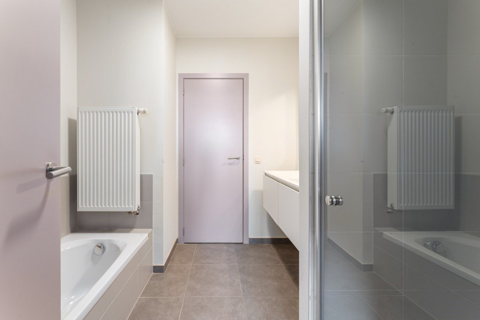 Recent 2-slaapkamer appartement (99m²) met ruim terras te Leke!  foto 11