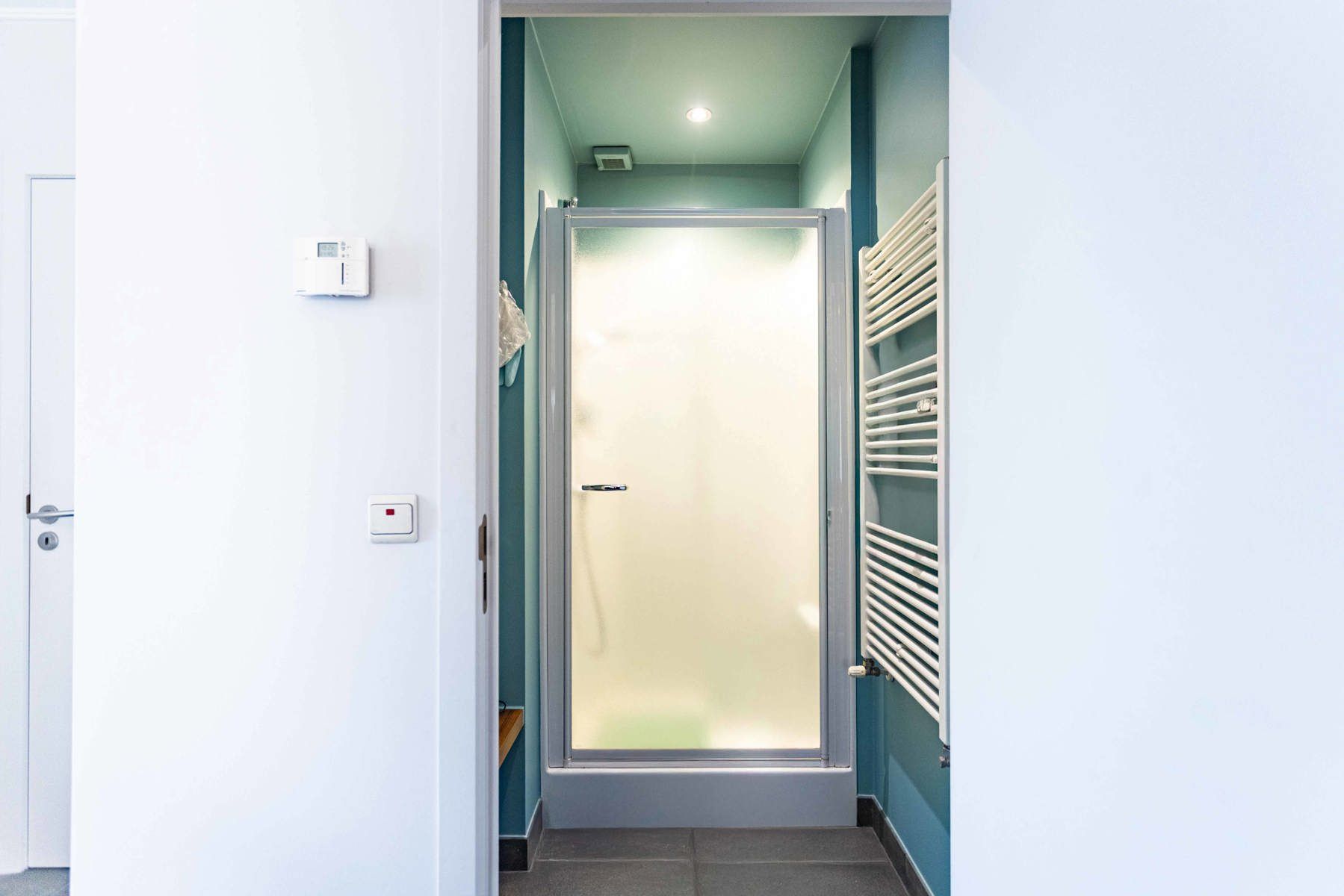 Gezinswoning met praktijkruimte in een rustige wijk foto 27