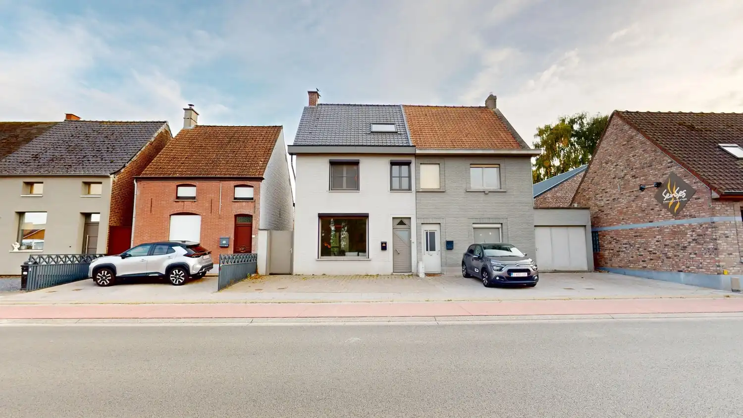 Hoofdfoto van de publicatie: Gerenoveerde gezinswoning met 4 slaapkamers