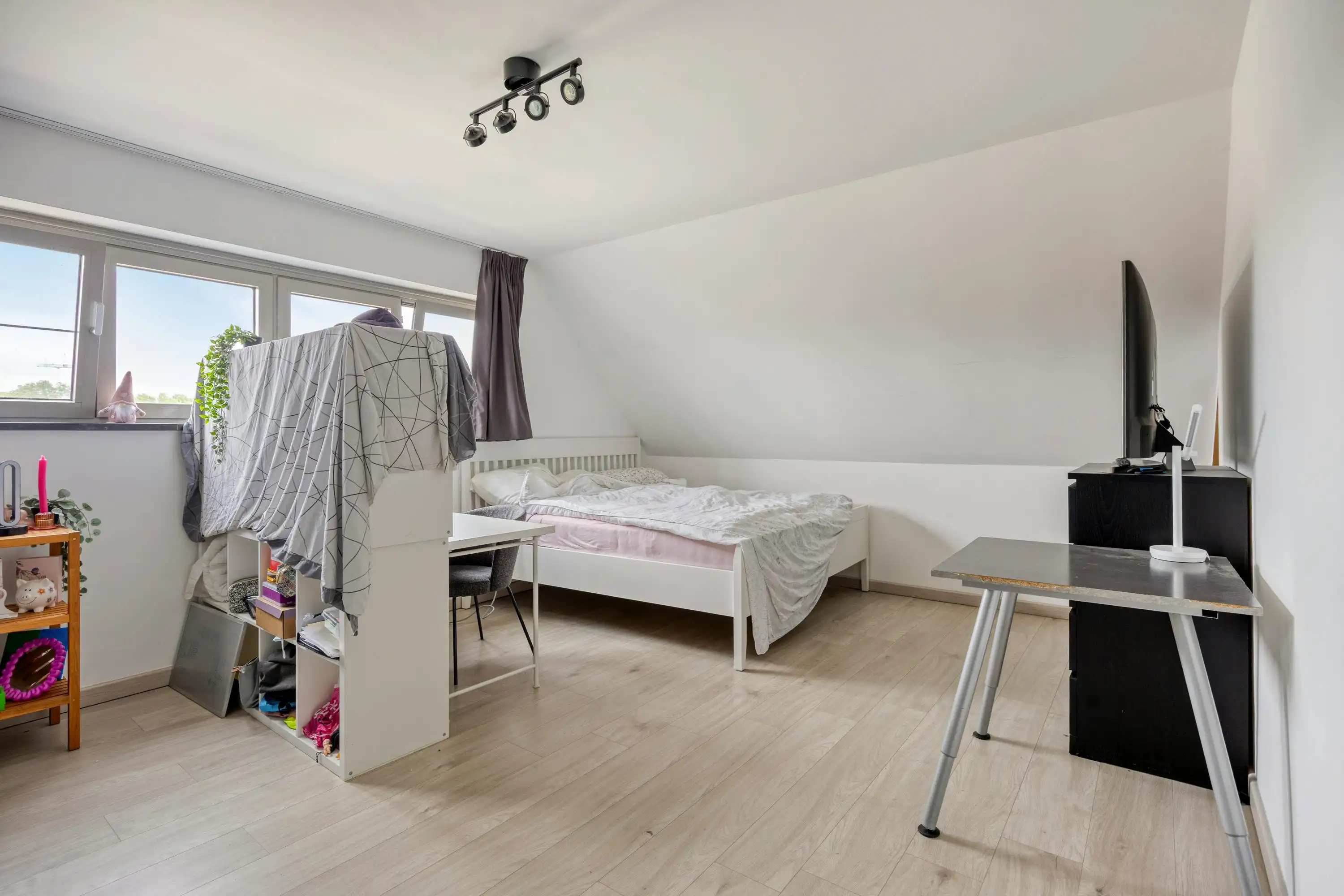 Duplexappartement met 2 slpks te koop in centrum van Essen! foto 17
