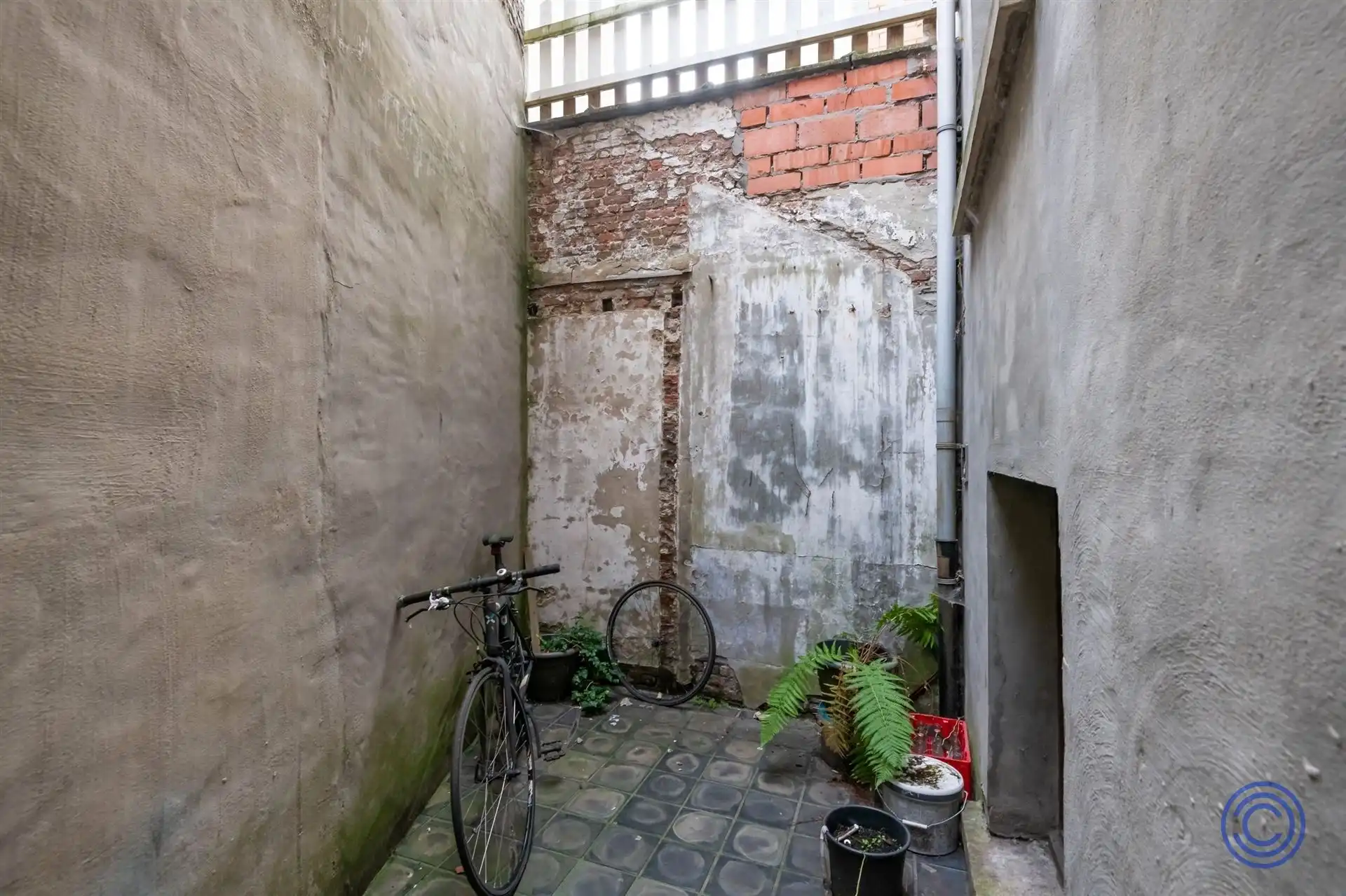 Huis ca. 172m² met stadskoer foto 4