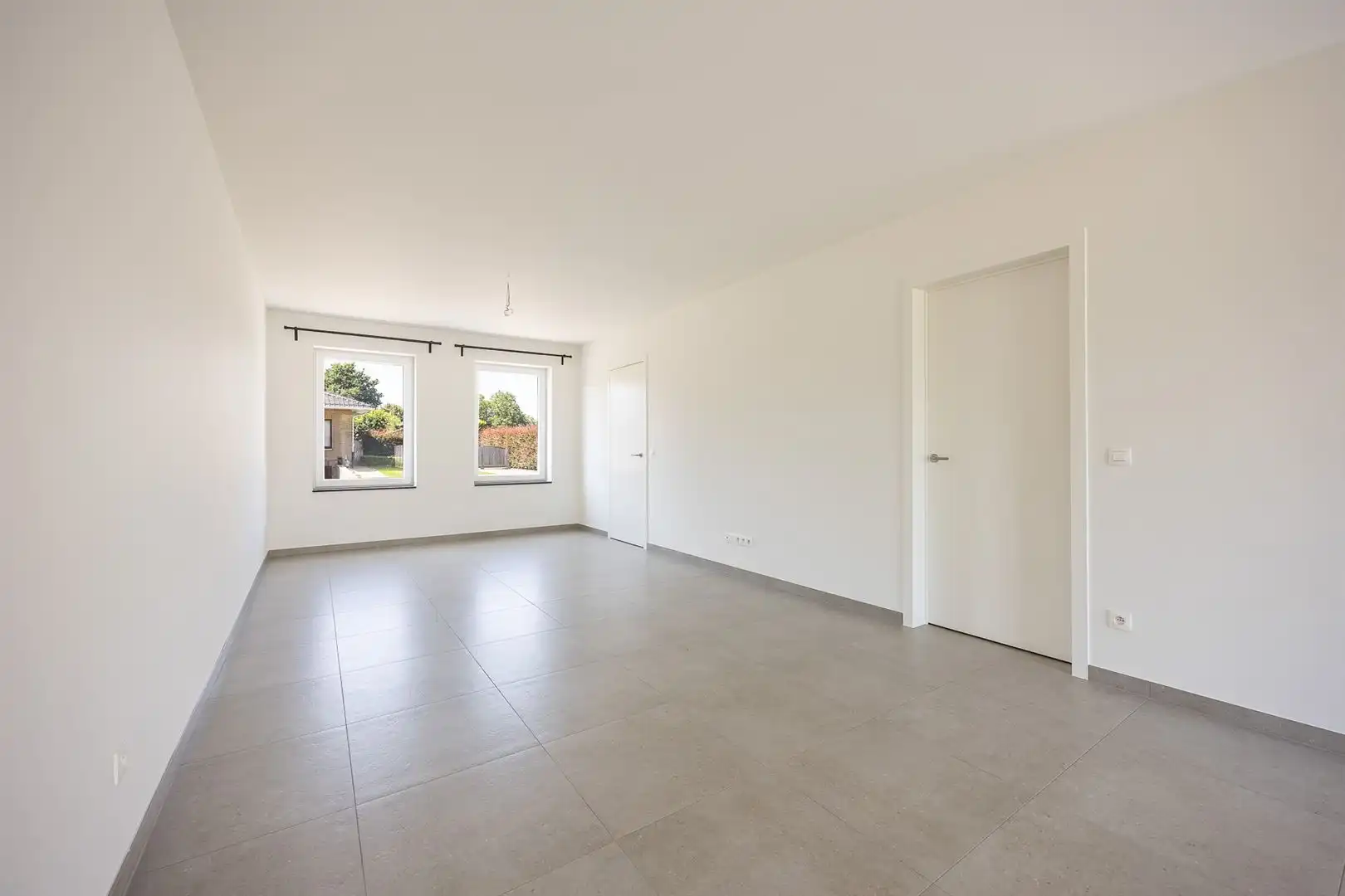 Recente nieuwbouwwoning met grote, zonnige tuin  foto 7