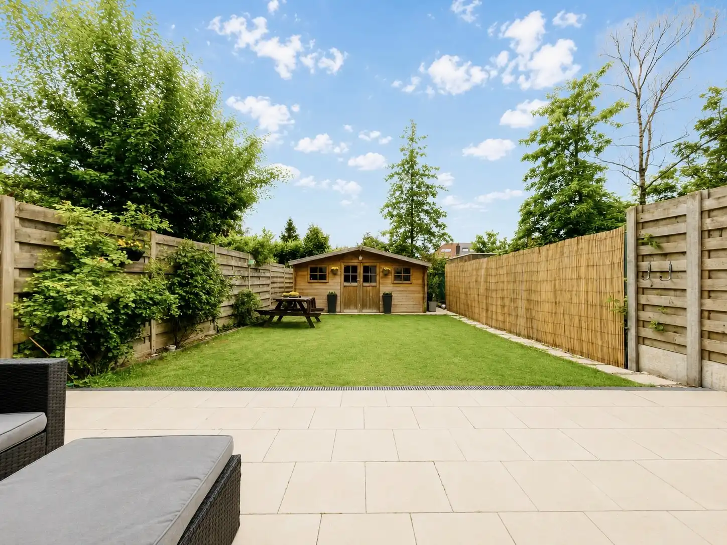 B&B Moment : Instapklare rijwoning met tuin op rustige ligging te koop in Lint foto 29