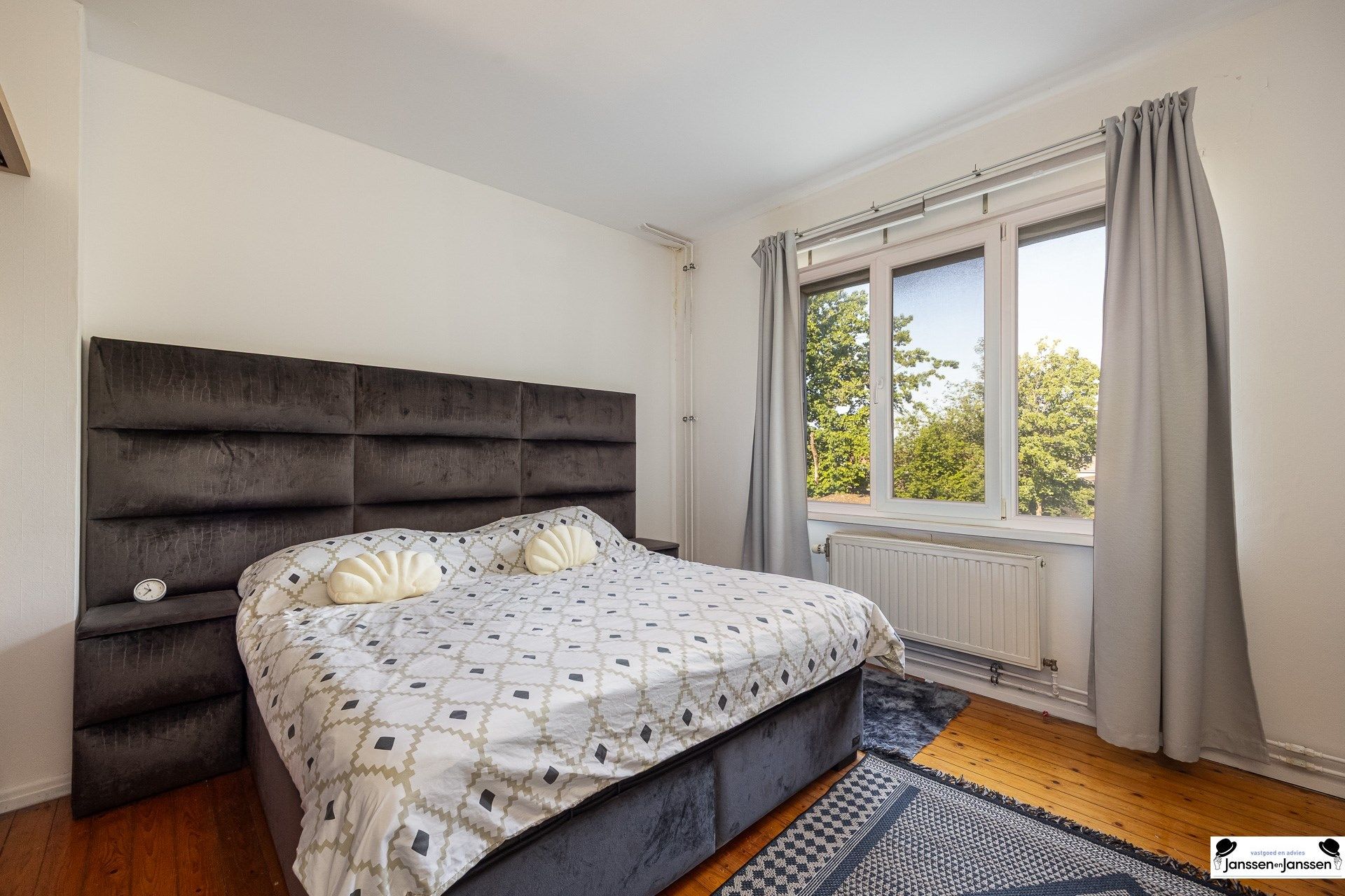 Ruime en lichtrijke woning met 3 à 4 slaapkamers! foto 14