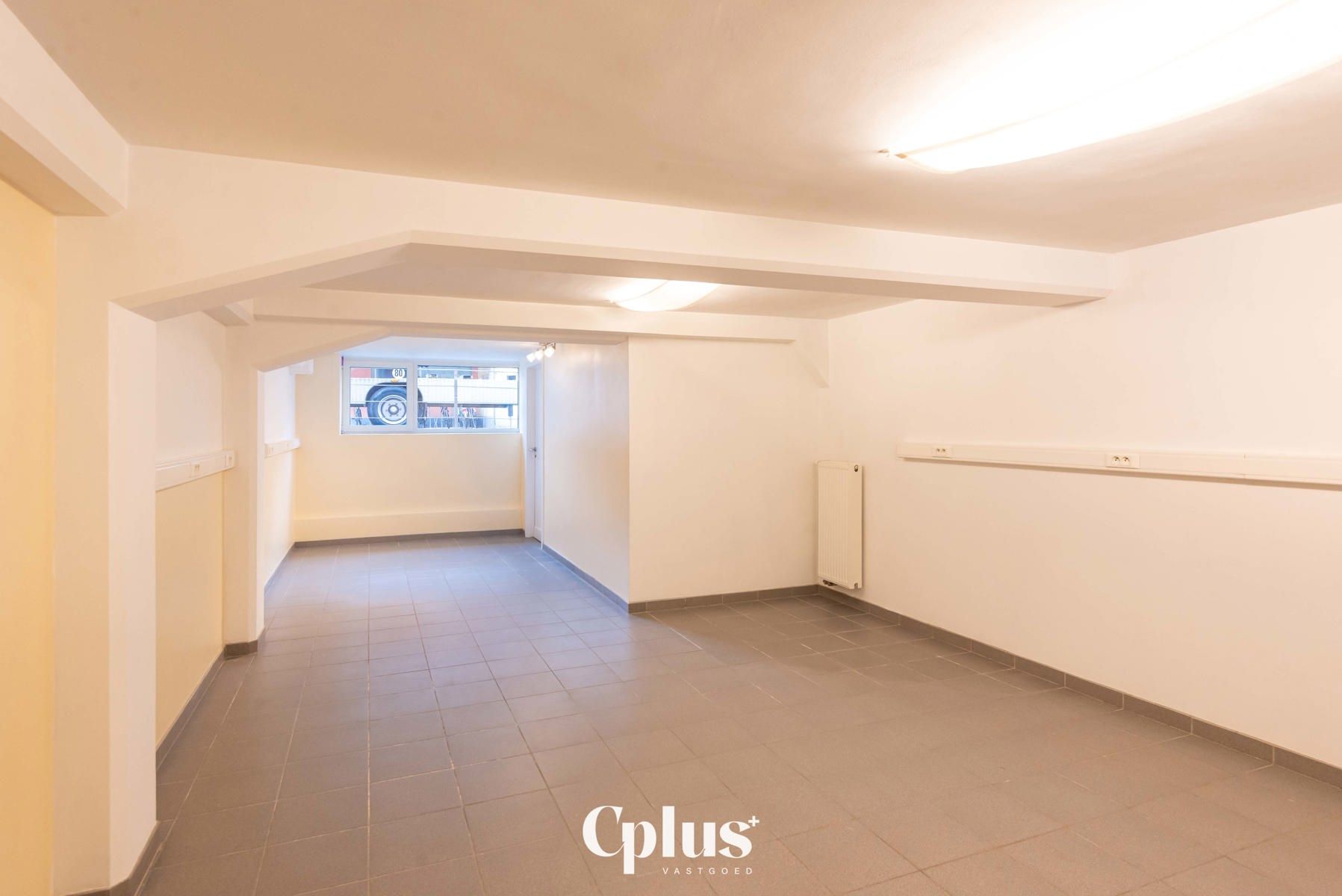 Praktijkruimte nabij station - Te huur  foto 3