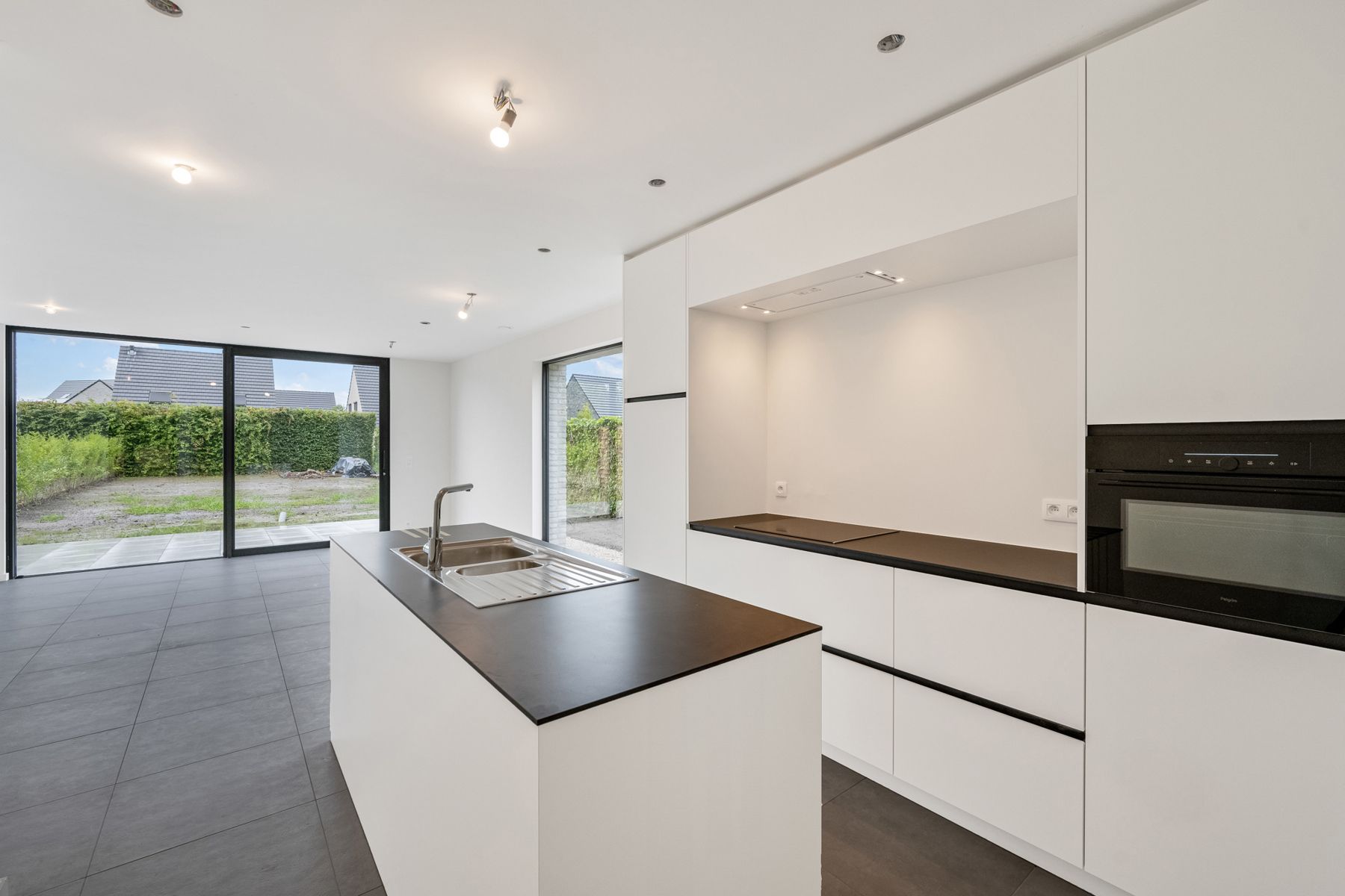 Nieuwe, moderne en energiezuinige woning op de Kwenenbos foto 6