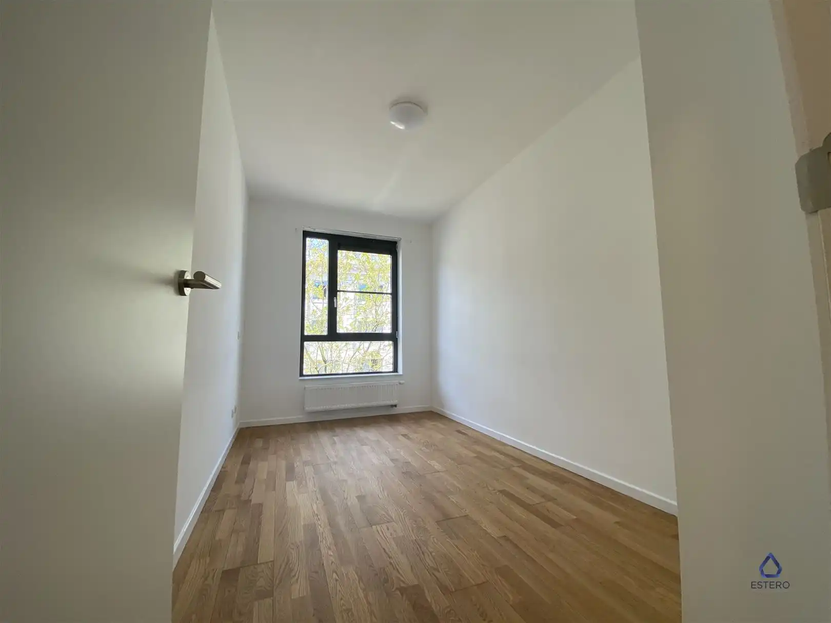 Prachtig 2 slpk appartement met zonnig terras foto 8