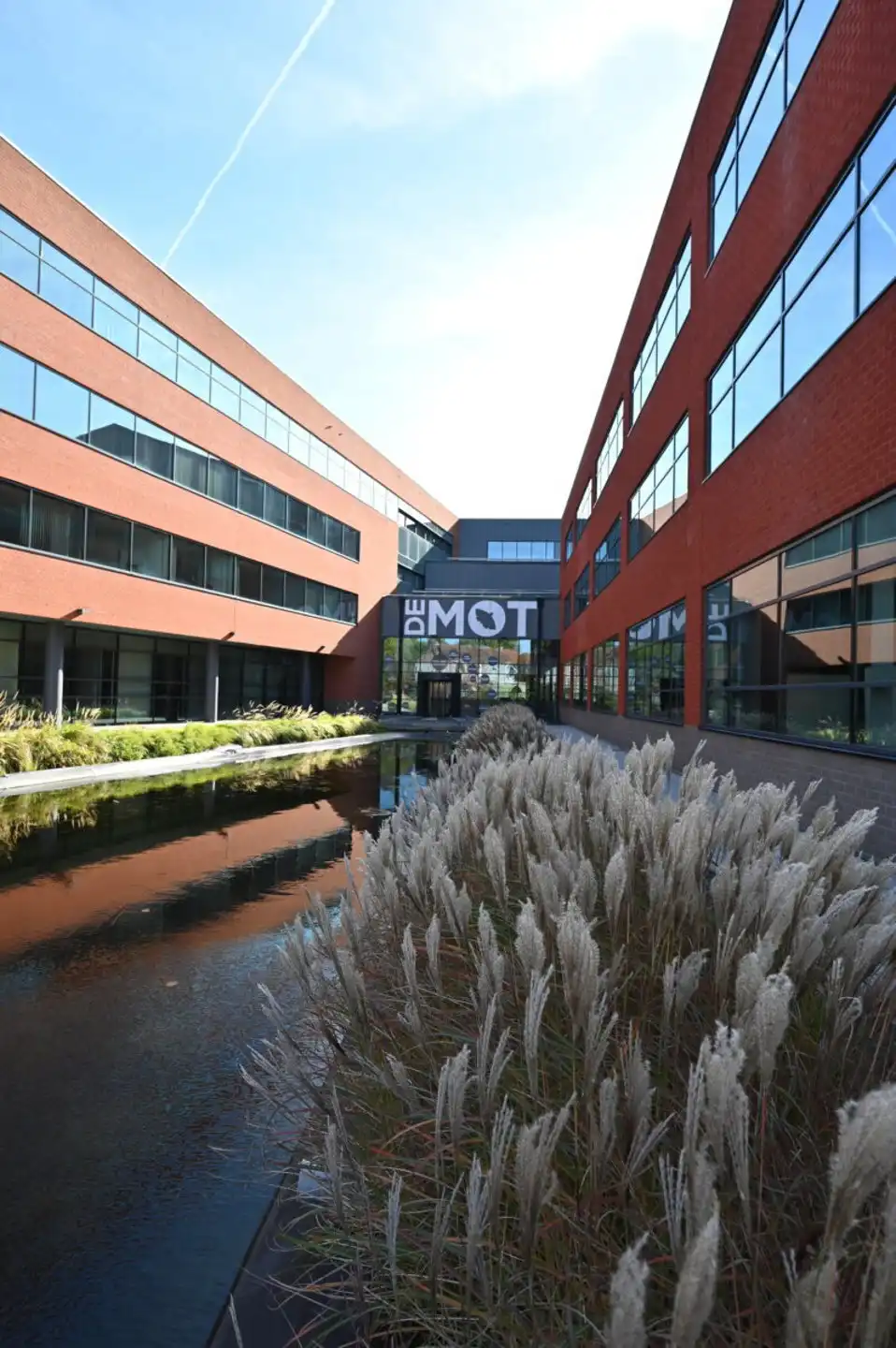 Moderne kantoorruimte in een strategische toplocatie  foto 4