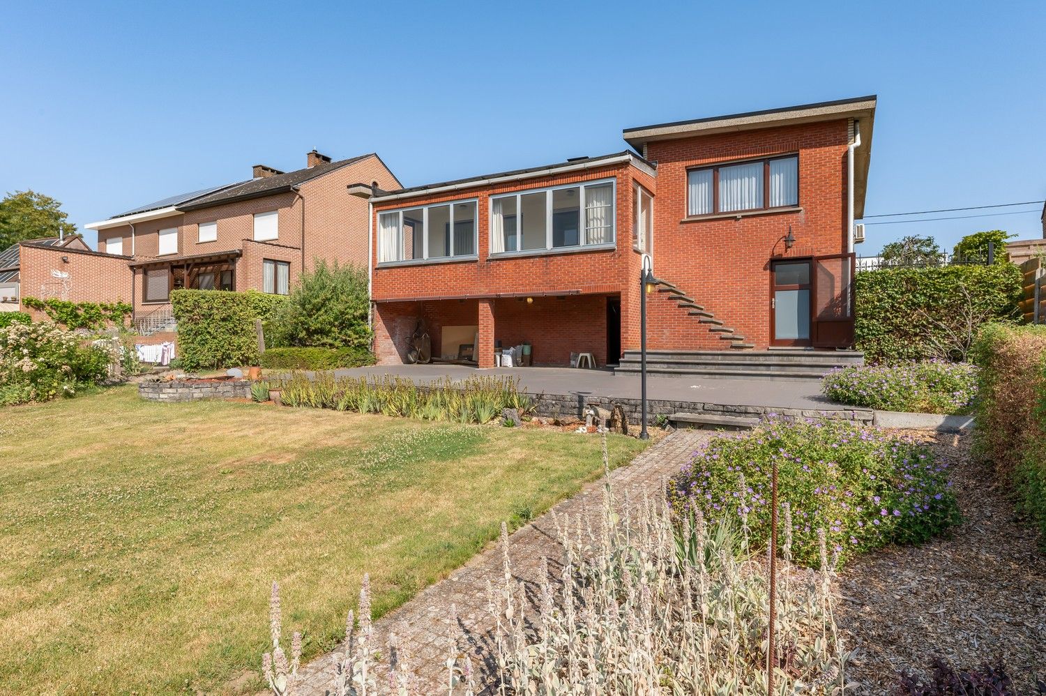 Te renoveren woning  – rust en groen uitzicht gegarandeerd foto 29