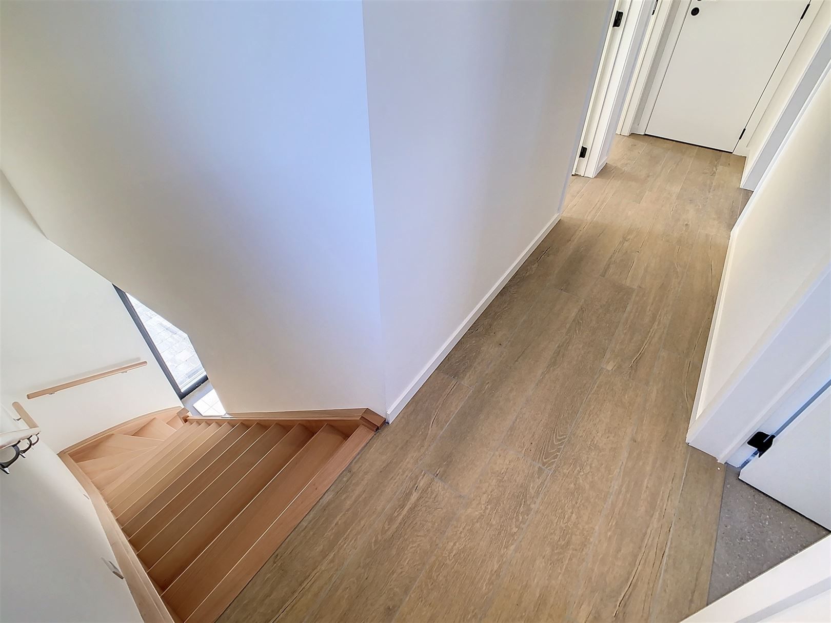 Mooie instapklare woning, 3 slpks, tuin, terras, garage foto 46