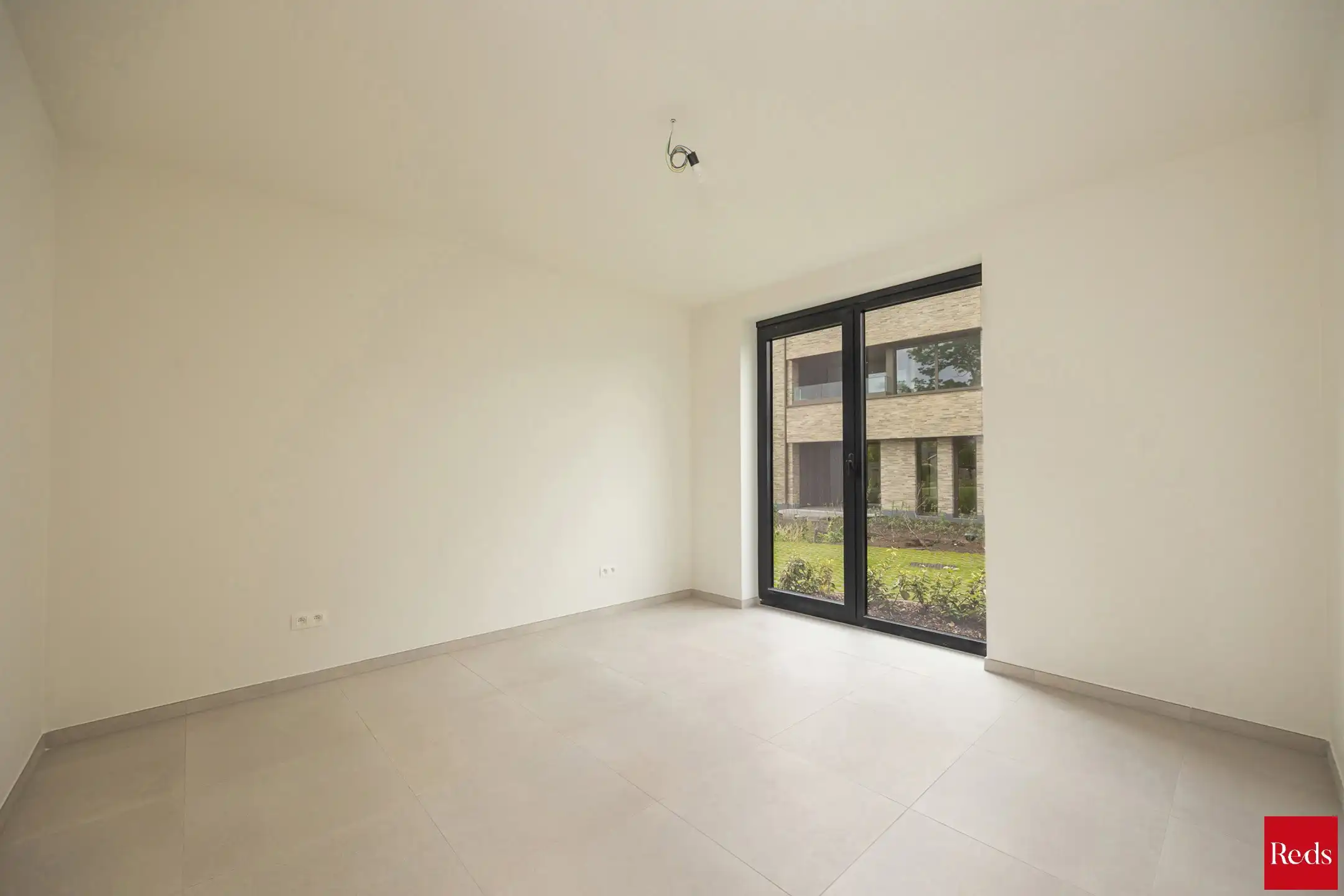 Nieuw gelijkvloers appartement met 2 slaapkamers te huur foto 8