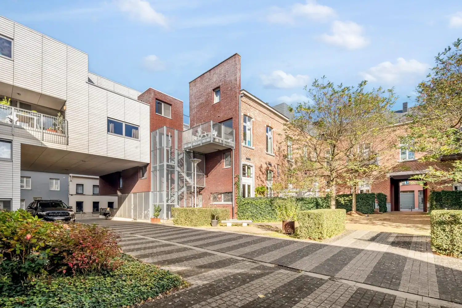 Centraal gelegen en gemeubelde studio met een gedeeld terras nabij het station van Leuven! foto 2