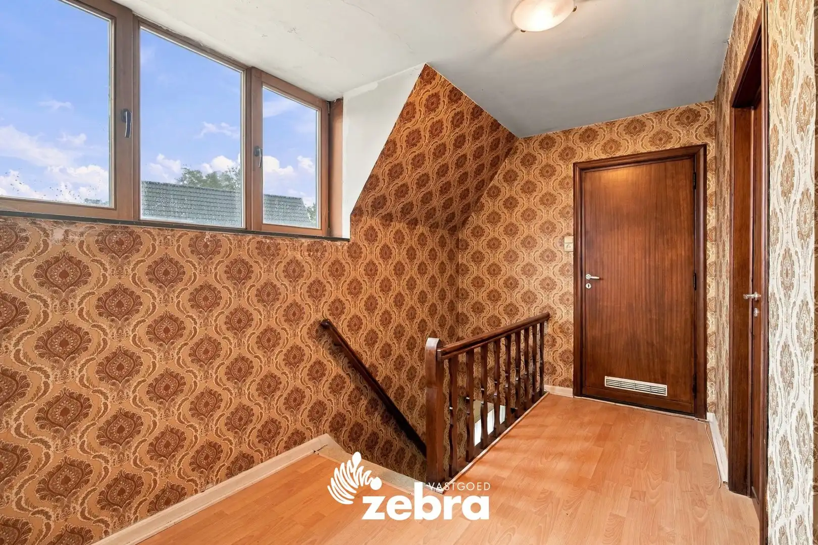 Te renoveren woning in Rumbeke! foto 11